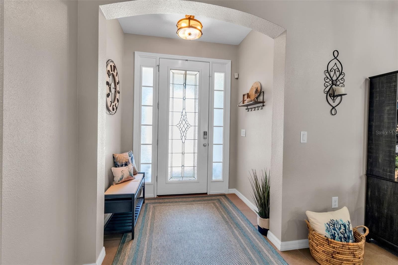 Single Family Residence at 13225 WATERLEAF GARDEN CIR, RIVERVIEW, photo 6 of 57