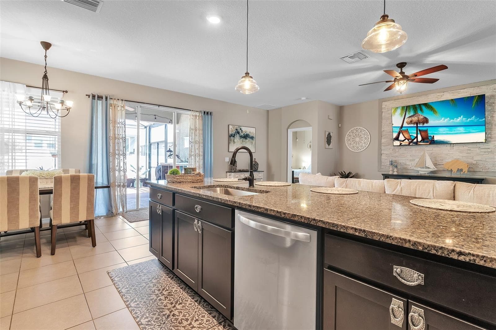 Single Family Residence at 13225 WATERLEAF GARDEN CIR, RIVERVIEW, photo 17 of 57
