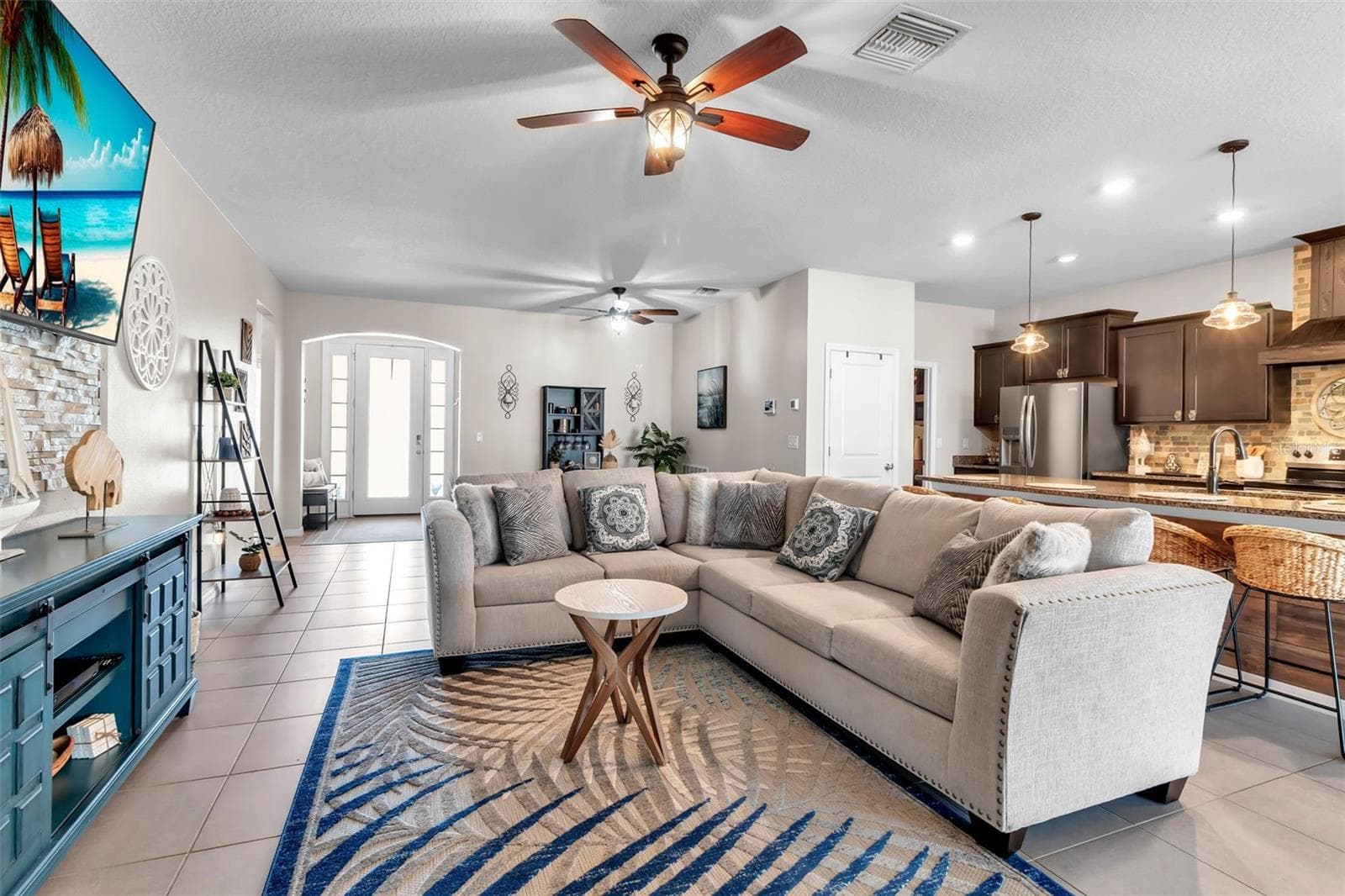 Single Family Residence at 13225 WATERLEAF GARDEN CIR, RIVERVIEW, photo 23 of 57