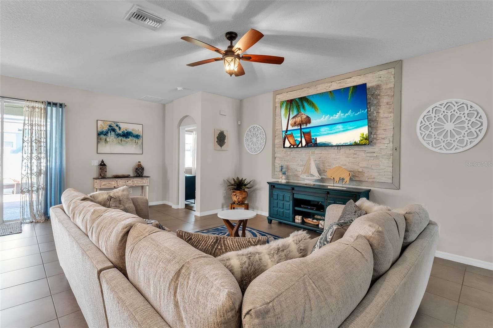 Single Family Residence at 13225 WATERLEAF GARDEN CIR, RIVERVIEW, photo 25 of 57