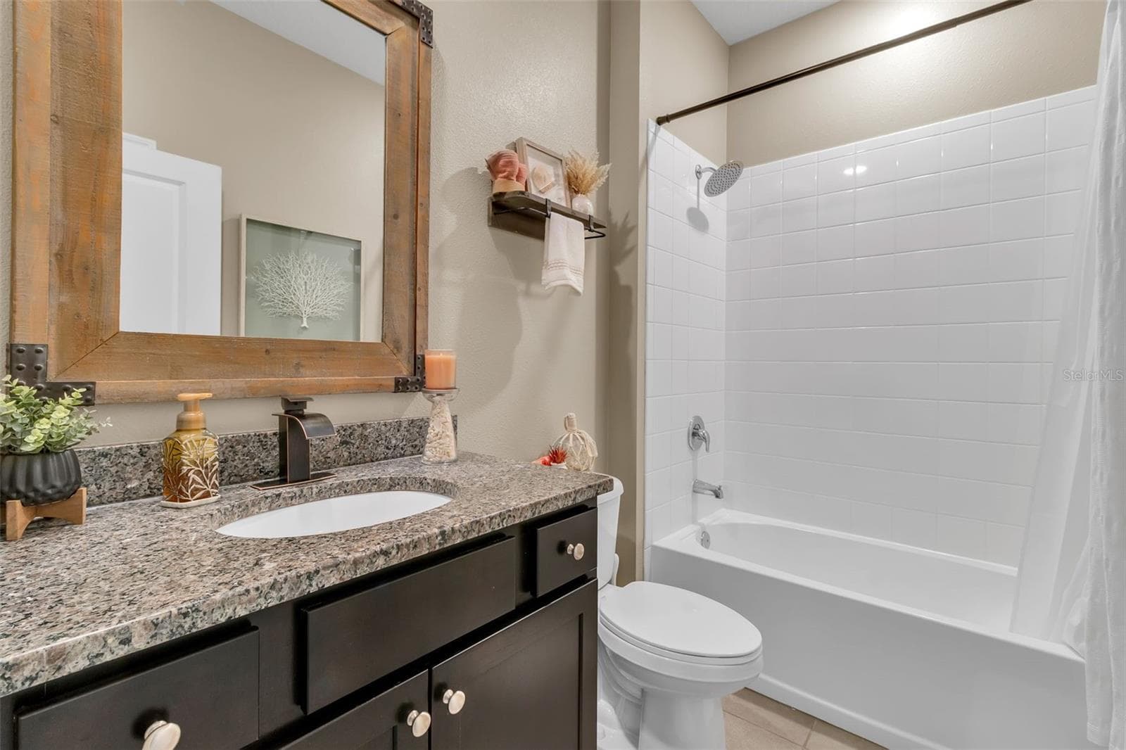 Single Family Residence at 13225 WATERLEAF GARDEN CIR, RIVERVIEW, photo 44 of 57