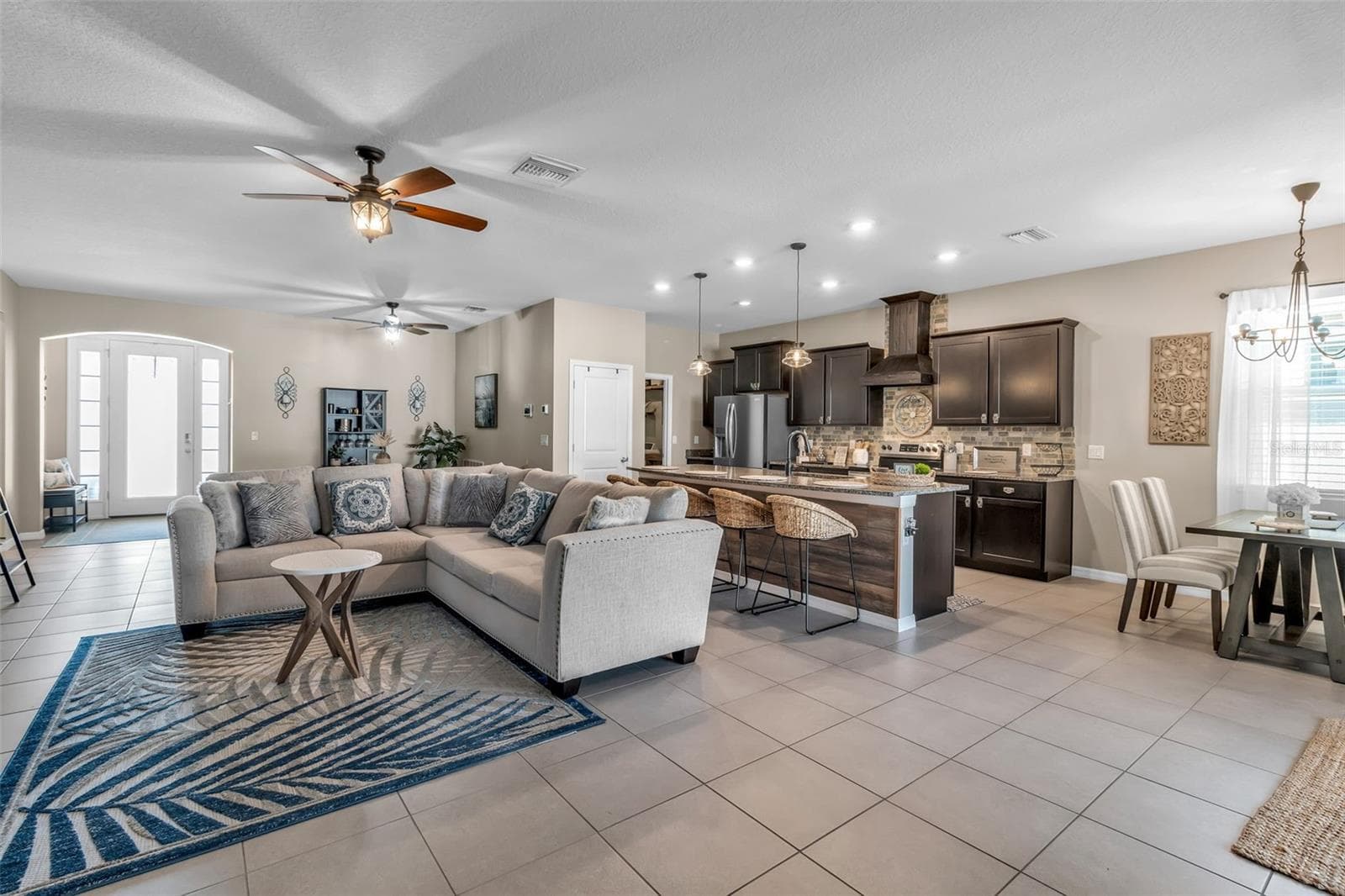 Single Family Residence at 13225 WATERLEAF GARDEN CIR, RIVERVIEW, photo 46 of 57