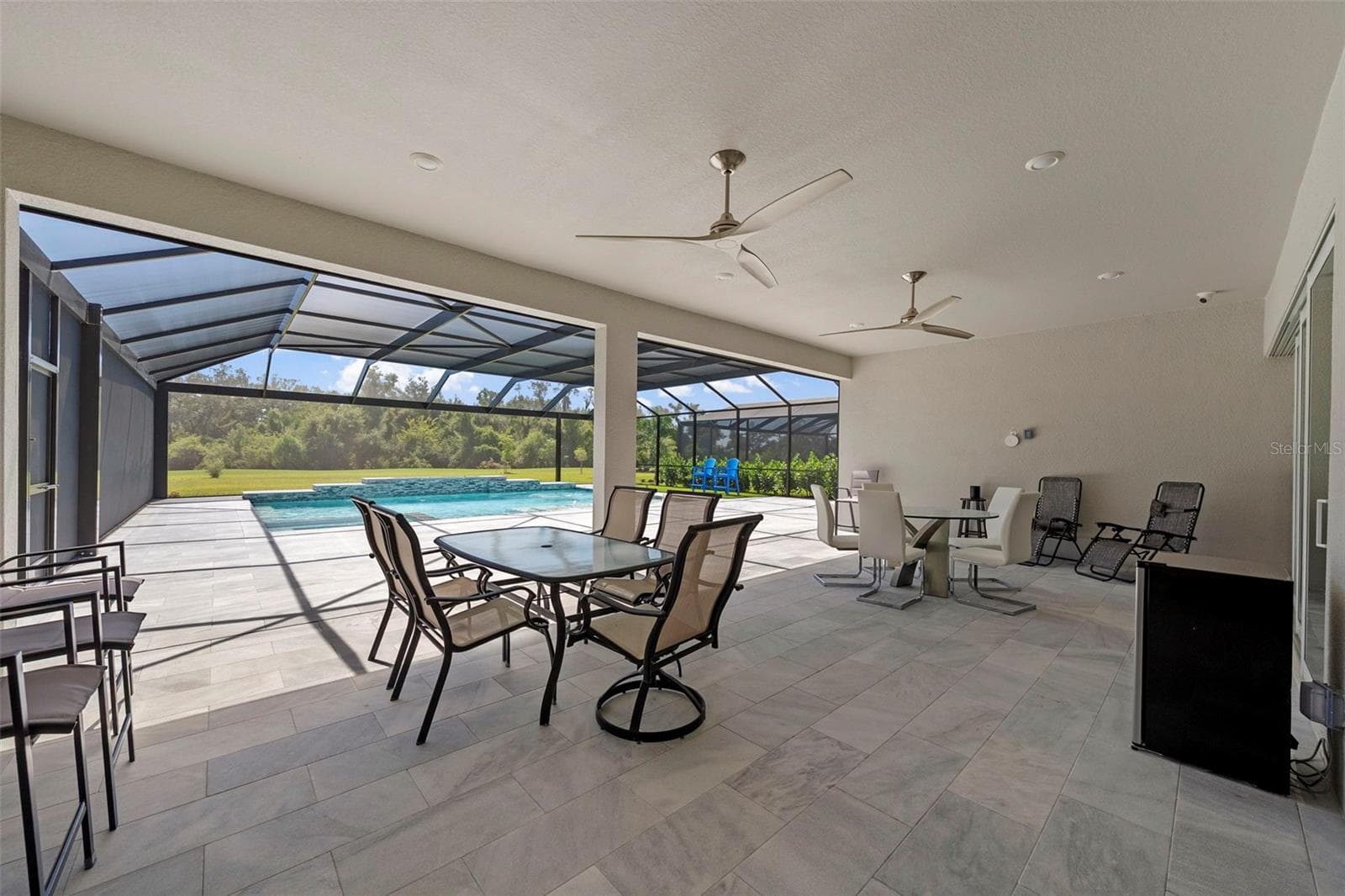 Single Family Residence at 15416 SAN LAZZARO AVE, LAKEWOOD RANCH, photo 53 of 100