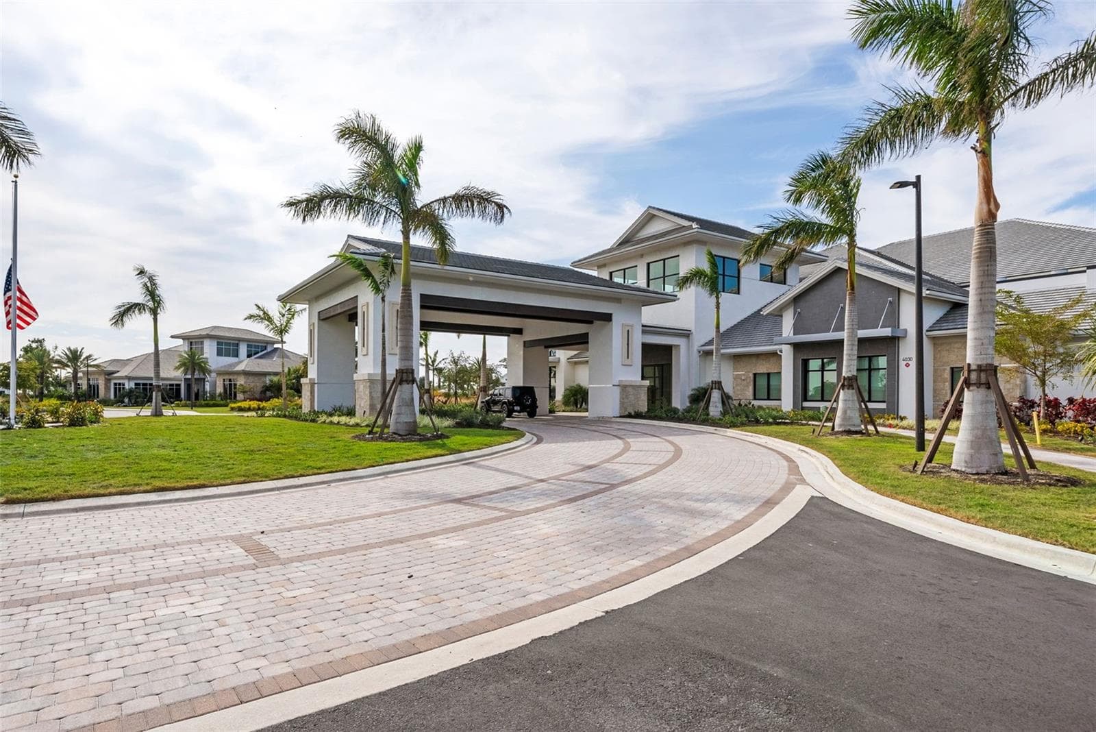 Single Family Residence at 15416 SAN LAZZARO AVE, LAKEWOOD RANCH, photo 94 of 100