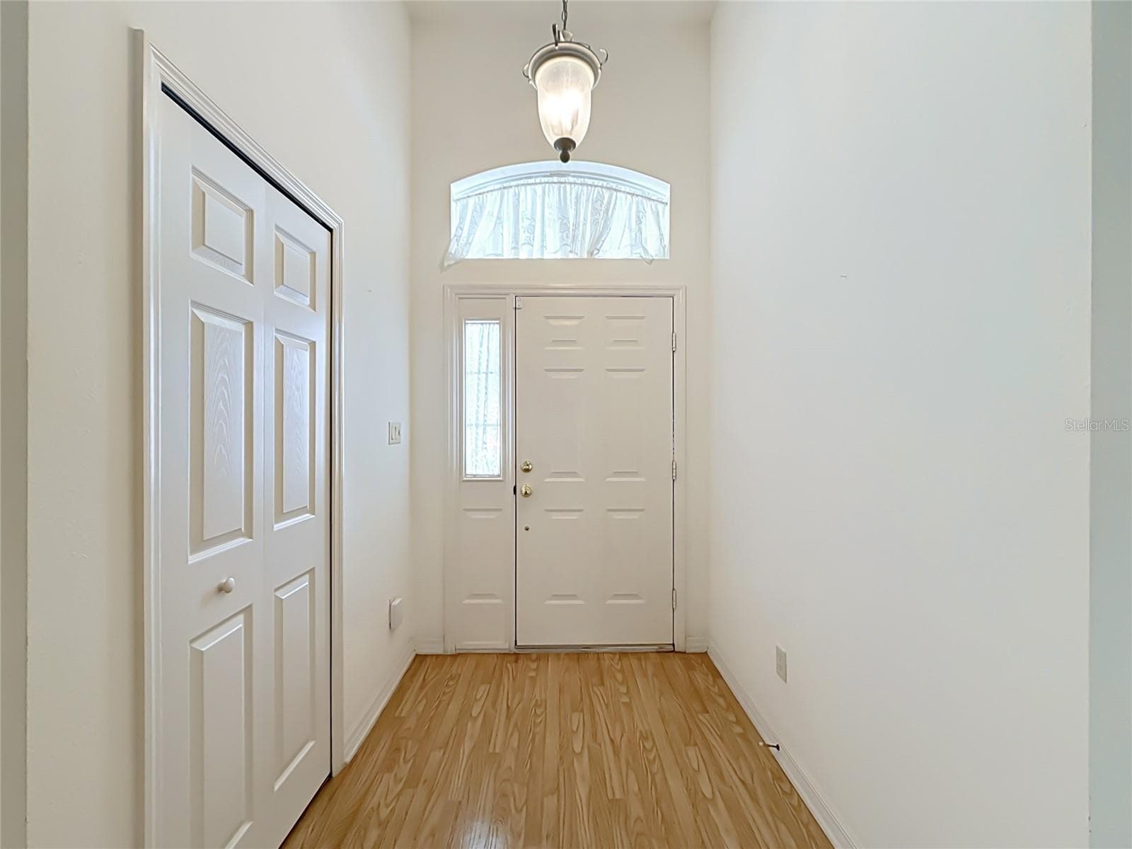 Single Family Residence at 4431 NOTTOWAY DR, LEESBURG, photo 3 of 62