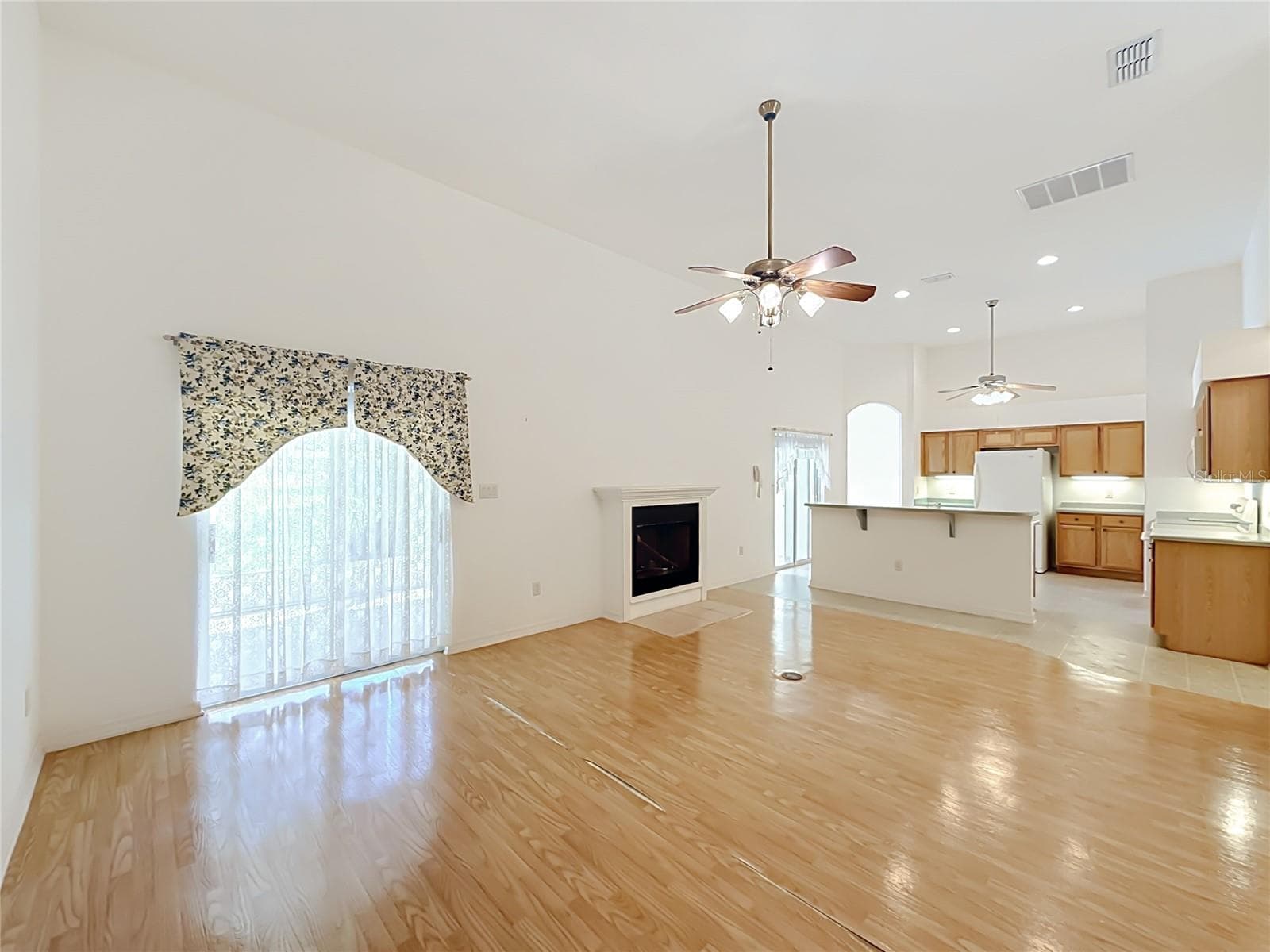 Single Family Residence at 4431 NOTTOWAY DR, LEESBURG, photo 5 of 62
