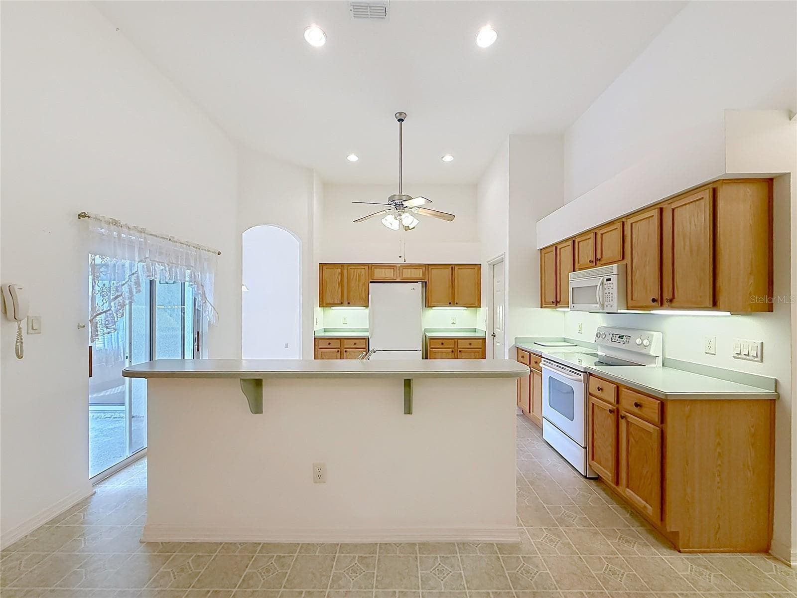 Single Family Residence at 4431 NOTTOWAY DR, LEESBURG, photo 7 of 62