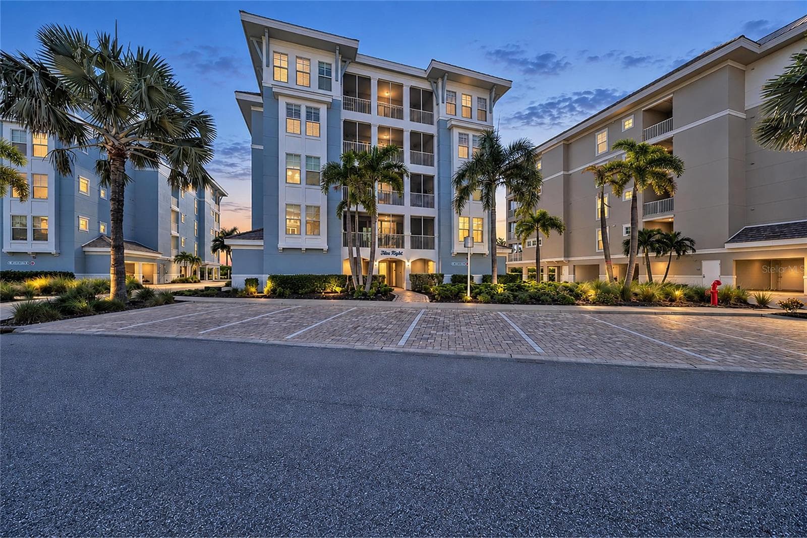 Condominium at 391 ARUBA CIR #401, BRADENTON, photo 45 of 100