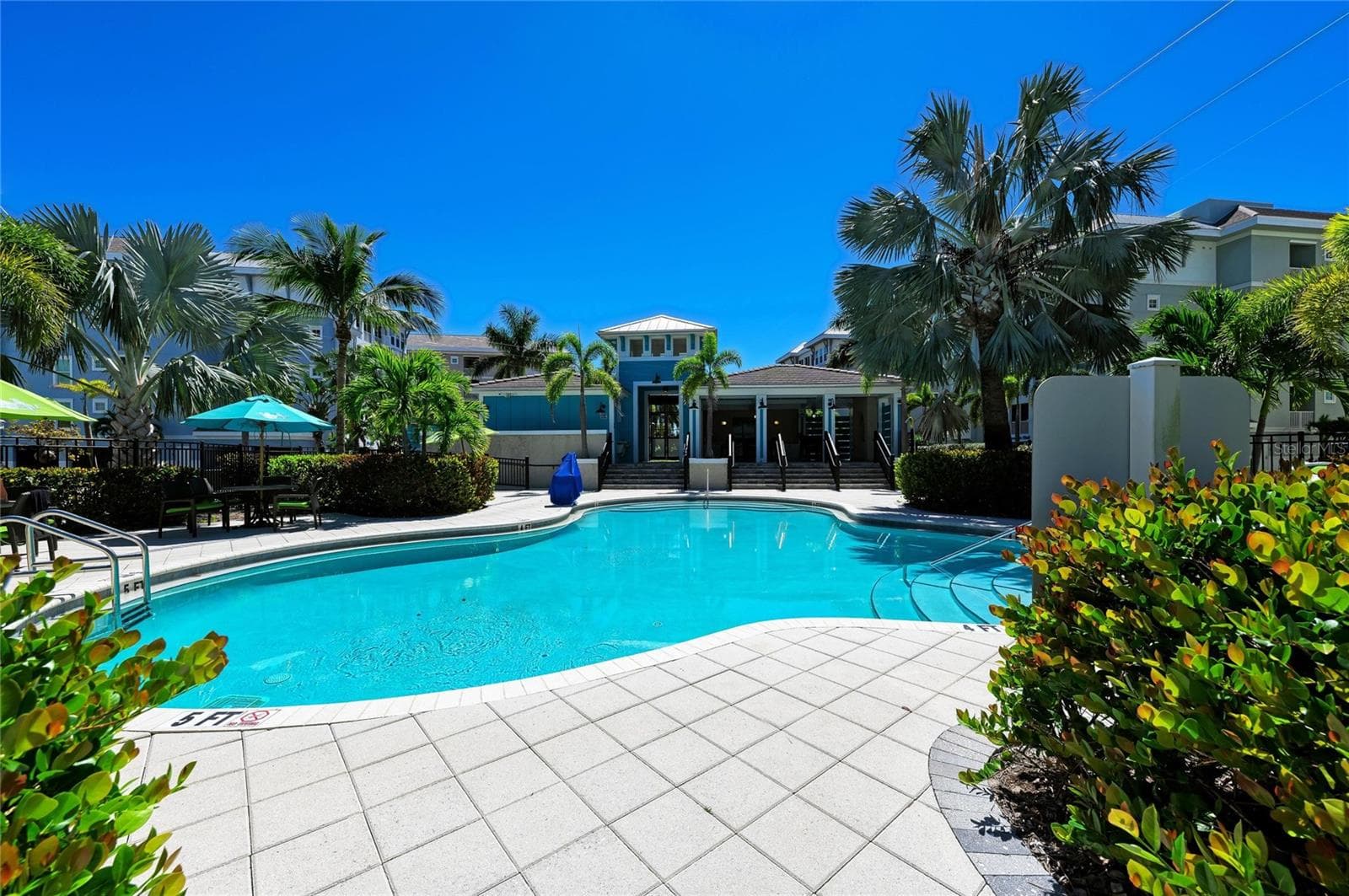 Condominium at 391 ARUBA CIR #401, BRADENTON, photo 77 of 100