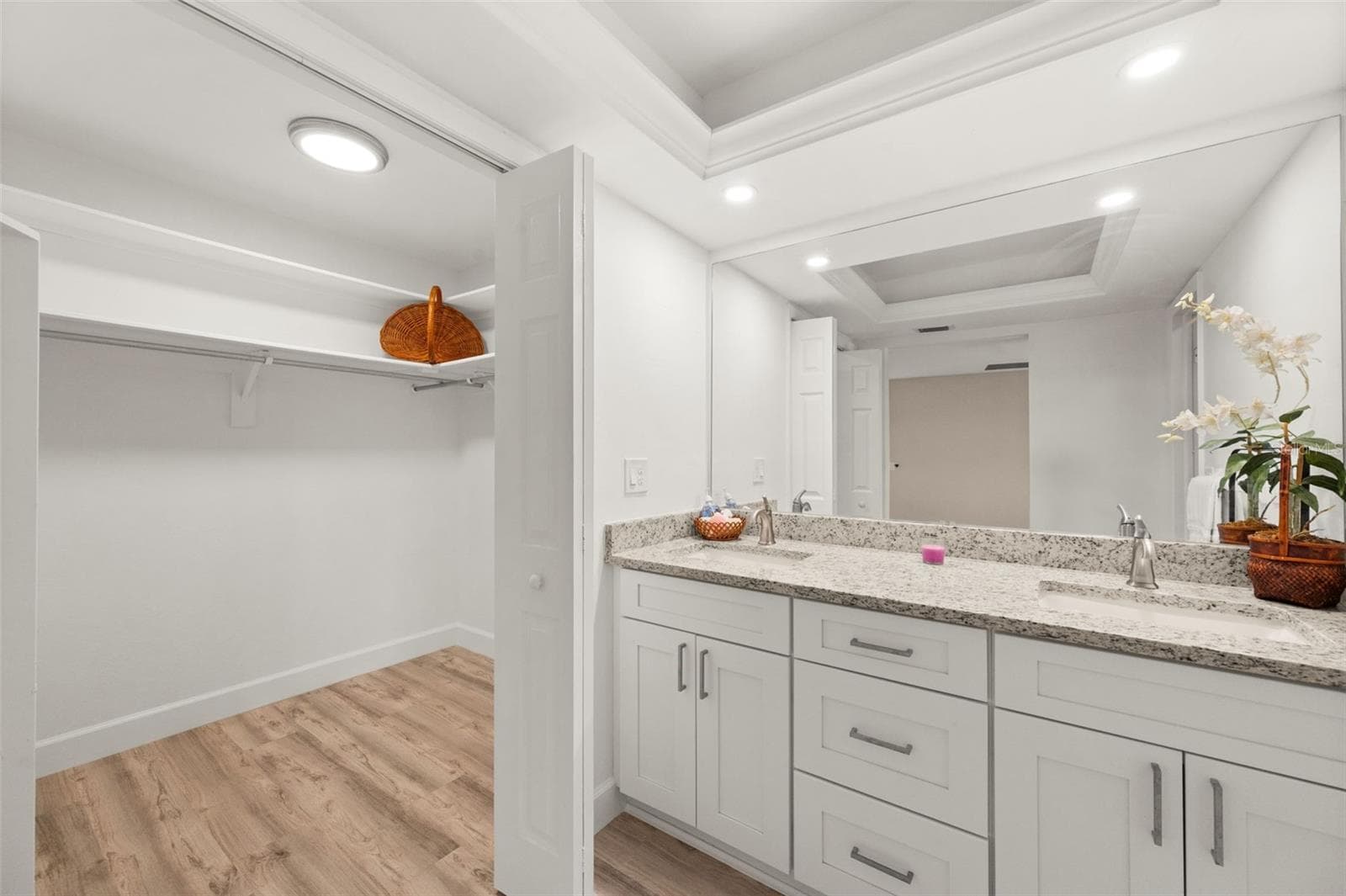 Primary bath and walk in closet - 1345 SE 40TH TER #2E, CAPE CORAL