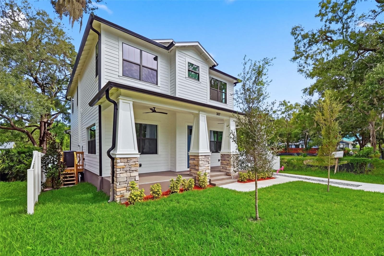 Single Family Residence at 307 W JEAN ST, TAMPA, photo 3 of 35