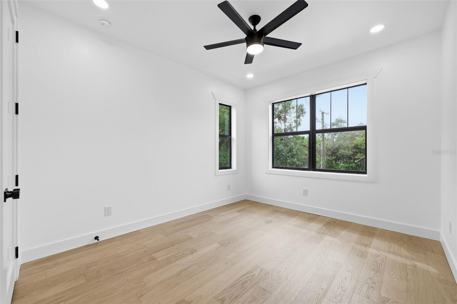 Single Family Residence at 307 W JEAN ST, TAMPA, photo 23 of 35