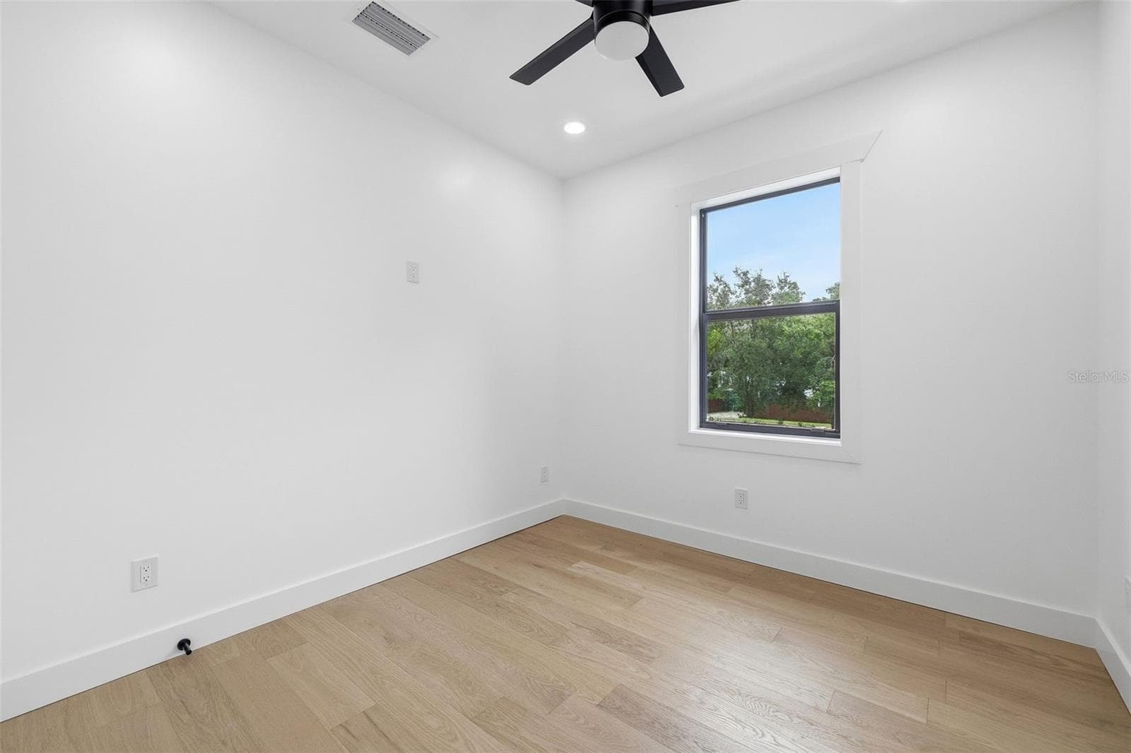 Single Family Residence at 307 W JEAN ST, TAMPA, photo 24 of 35