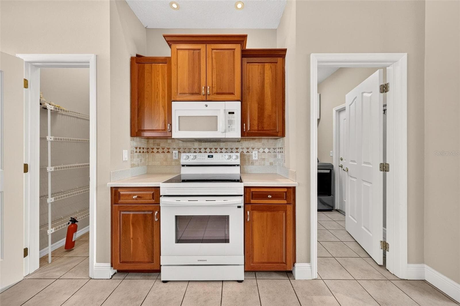 Single Family Residence at 5206 HAWFORD CIR, BELLE ISLE, photo 28 of 66