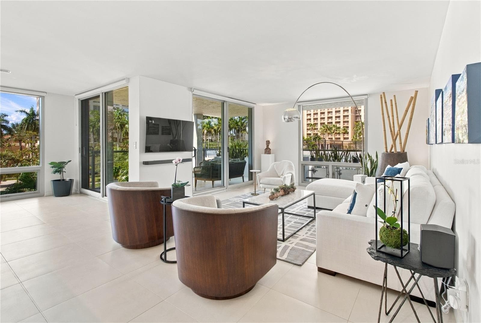 Living Room - 1111 N GULFSTREAM AVE #3D, SARASOTA