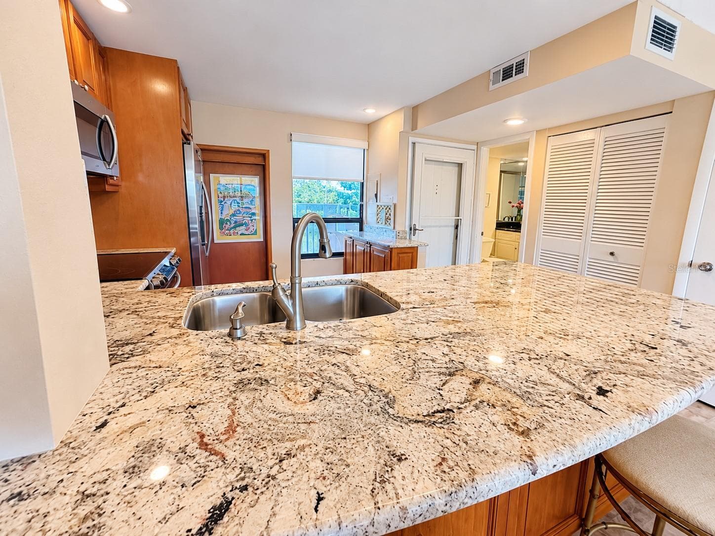 Condominium at 2620 COVE CAY DR #306, CLEARWATER, photo 10 of 47