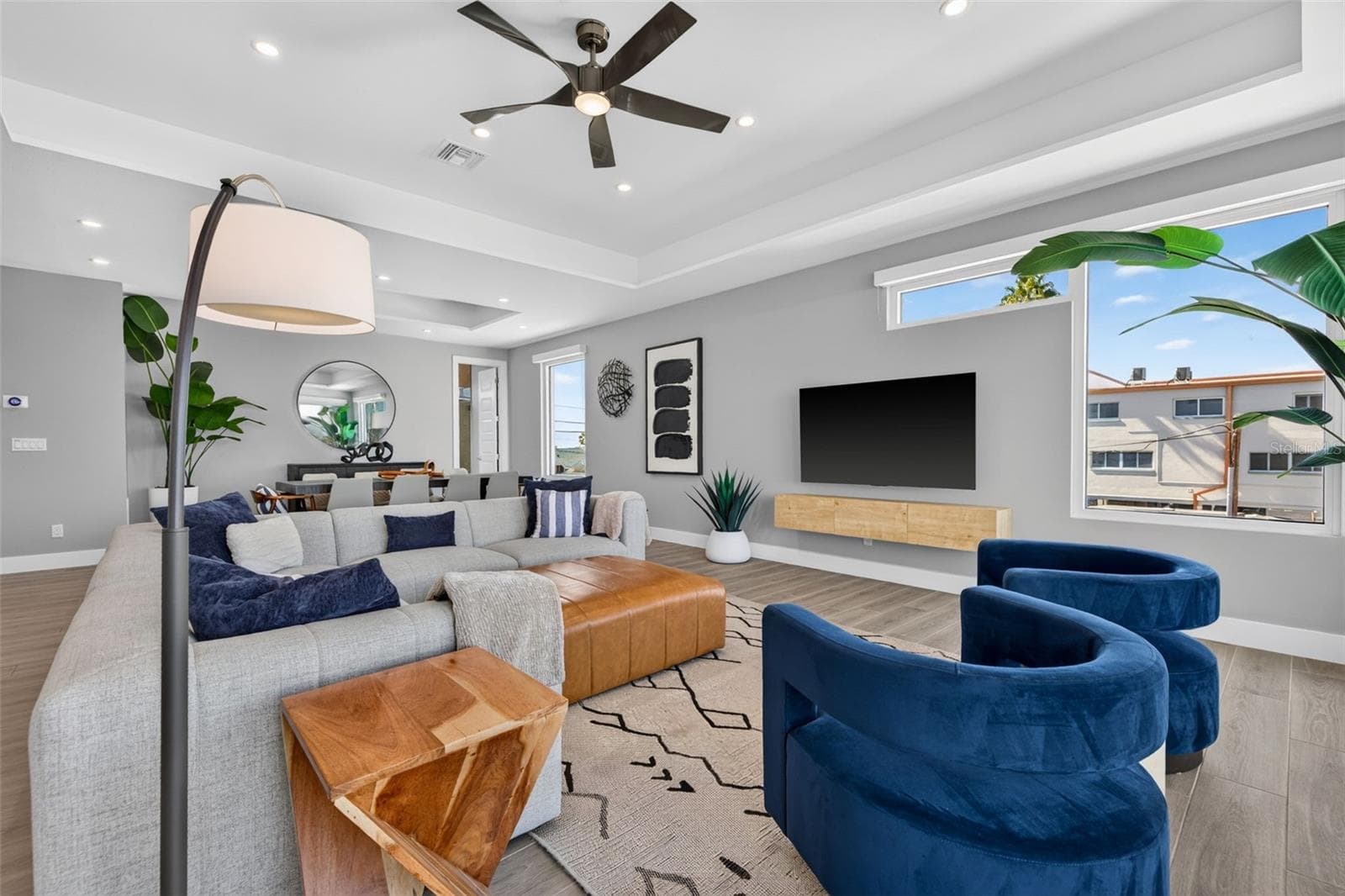 Single Family Residence at 10209 GULF BLVD, TREASURE ISLAND, photo 13 of 75
