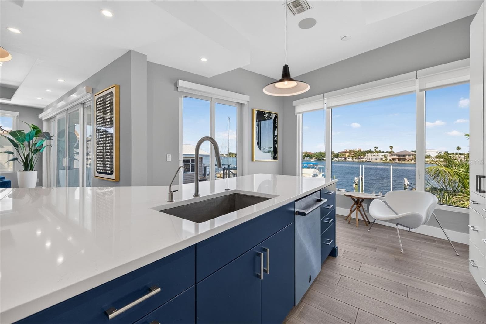 Single Family Residence at 10209 GULF BLVD, TREASURE ISLAND, photo 20 of 75