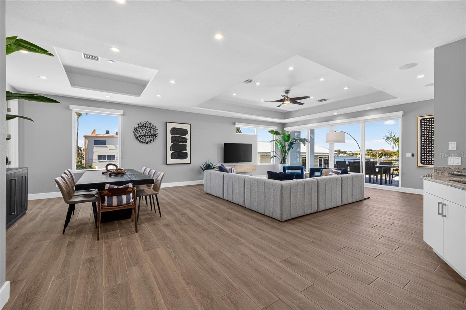 Single Family Residence at 10209 GULF BLVD, TREASURE ISLAND, photo 24 of 75