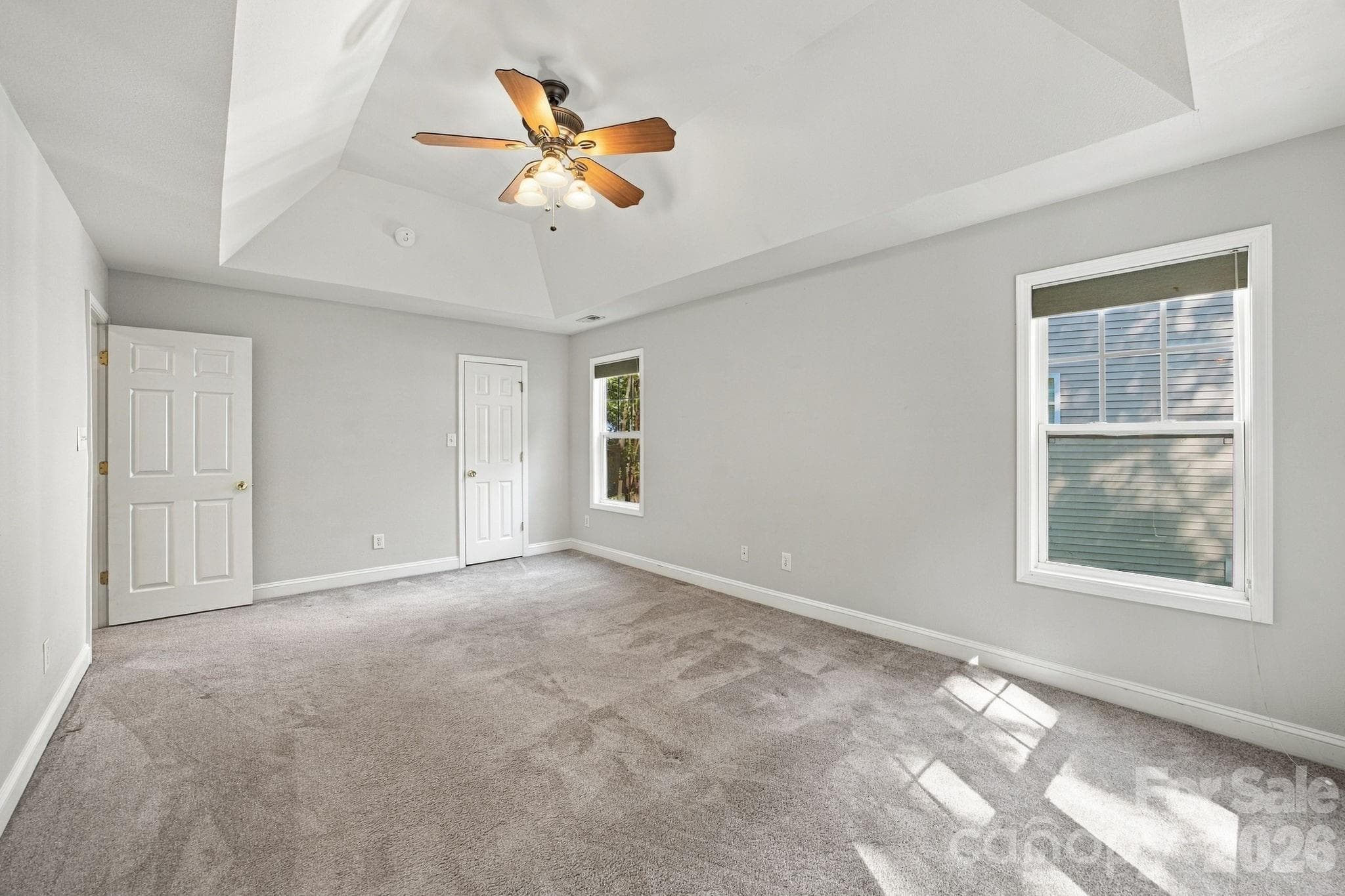 Single Family Residence at 1513 Bucklebury Court, Charlotte, photo 4 of 48