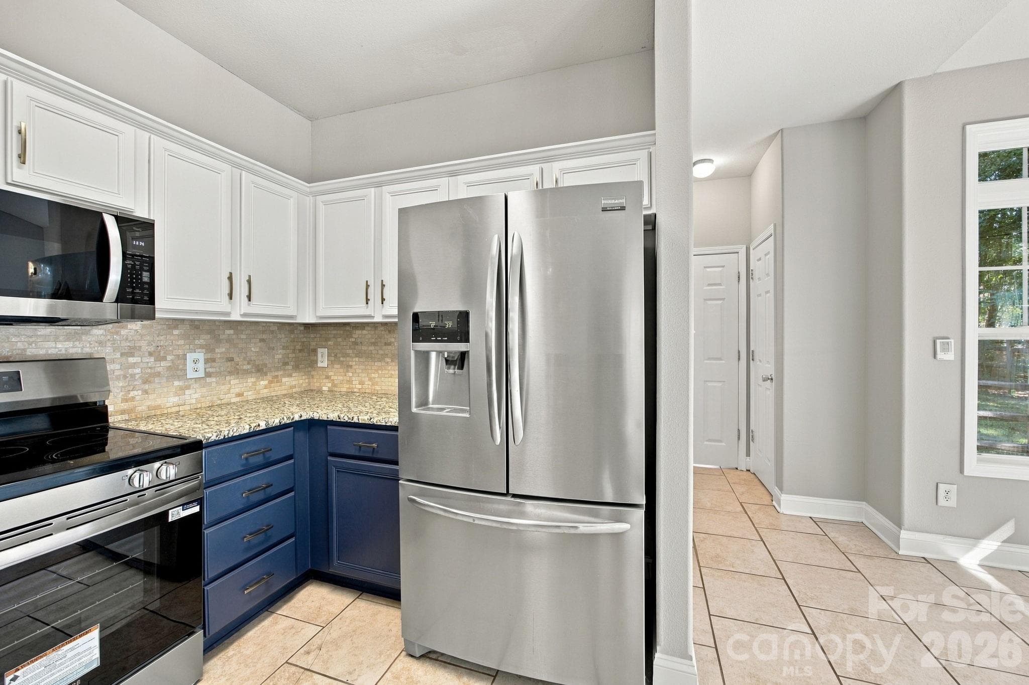 Single Family Residence at 1513 Bucklebury Court, Charlotte, photo 18 of 48