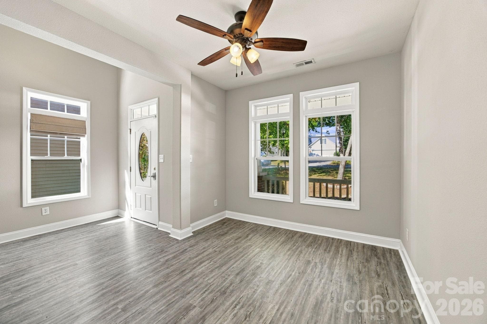 Single Family Residence at 1513 Bucklebury Court, Charlotte, photo 10 of 48
