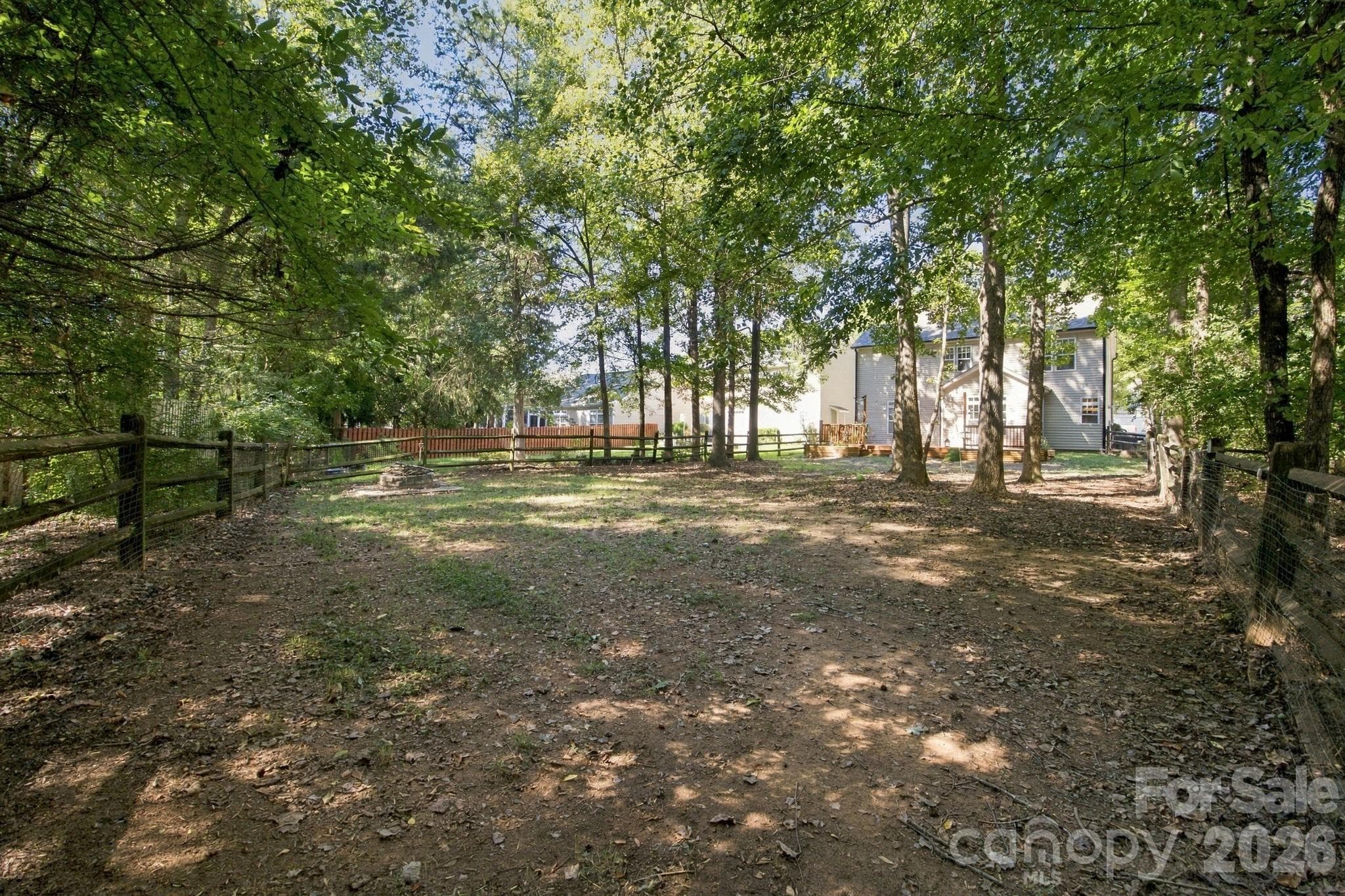Single Family Residence at 1513 Bucklebury Court, Charlotte, photo 33 of 48
