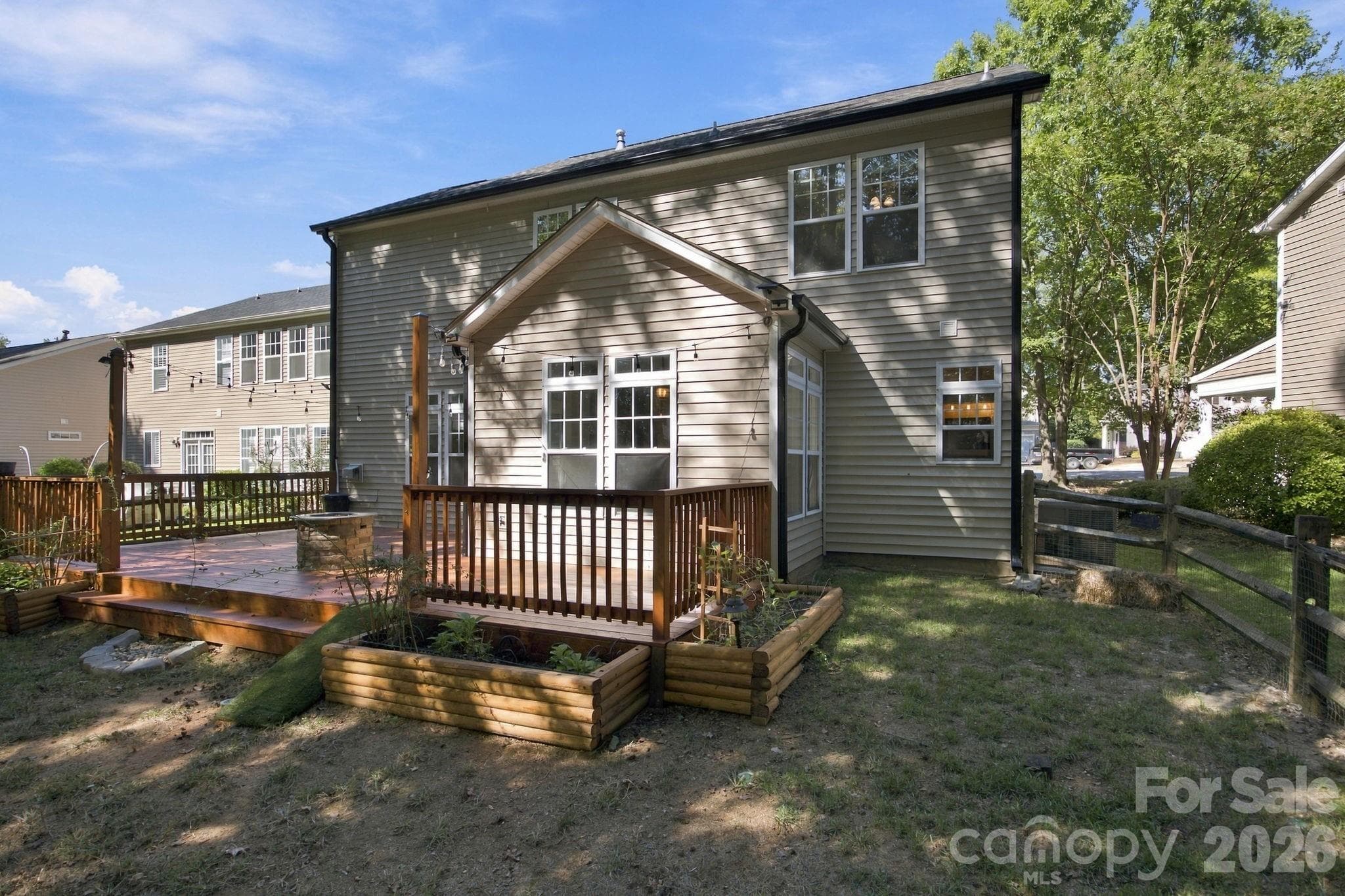 Single Family Residence at 1513 Bucklebury Court, Charlotte, photo 35 of 48