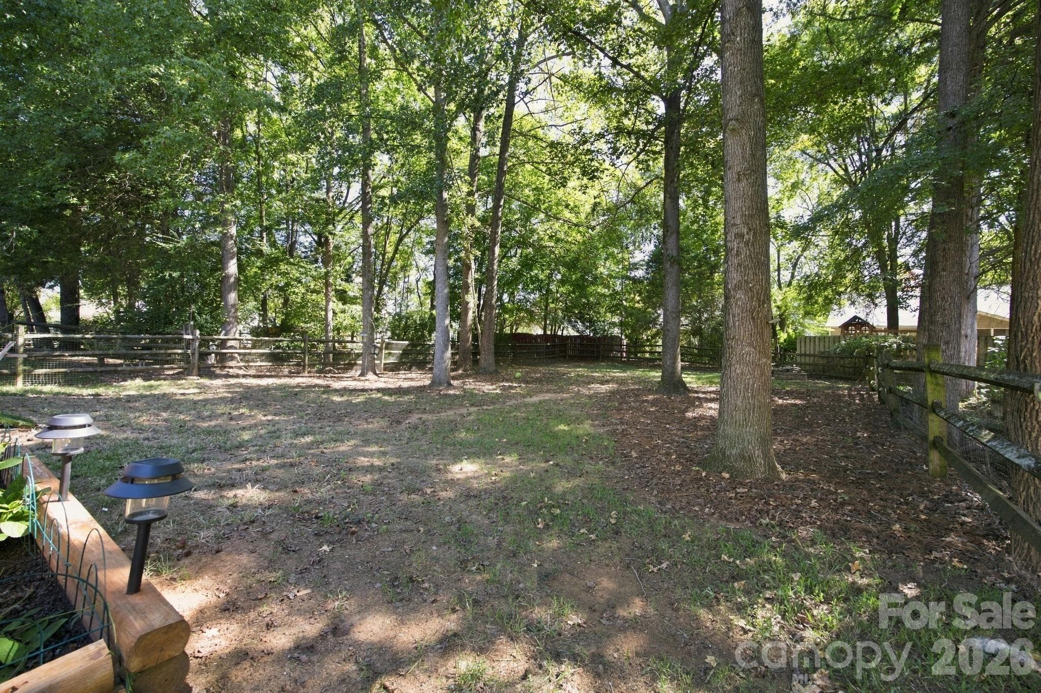 Single Family Residence at 1513 Bucklebury Court, Charlotte, photo 39 of 48