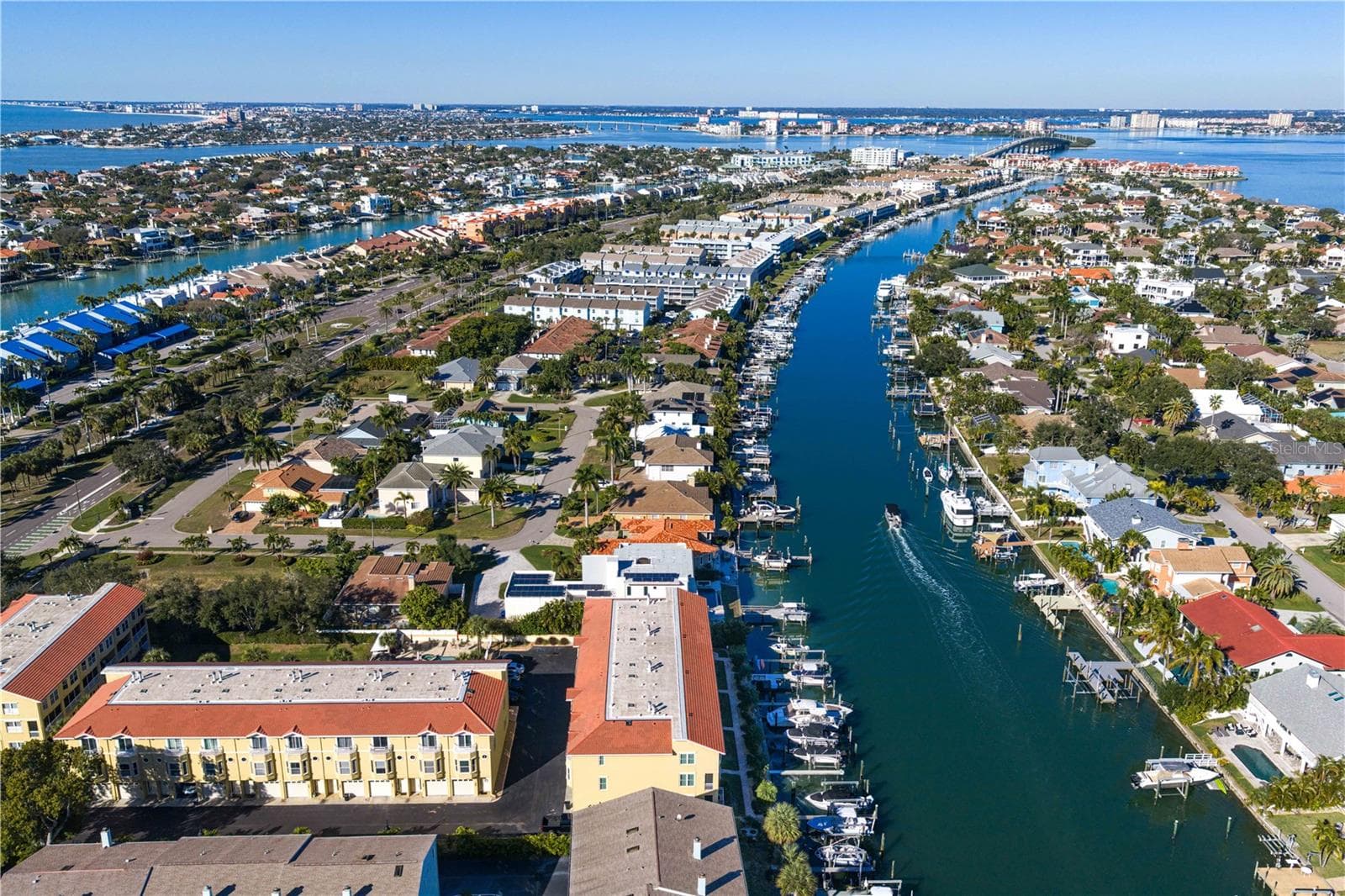 Townhouse at 1067 PINELLAS BAYWAY S, ST PETERSBURG, photo 63 of 69