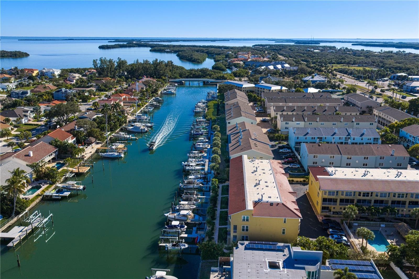 Townhouse at 1067 PINELLAS BAYWAY S, ST PETERSBURG, photo 65 of 69