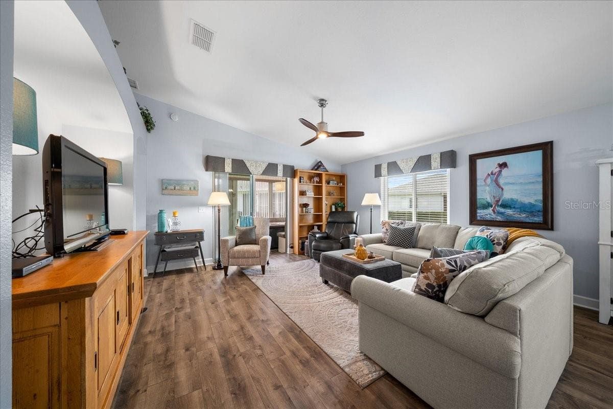 Villa at 13618 SW 111TH CIR, DUNNELLON, photo 17 of 82