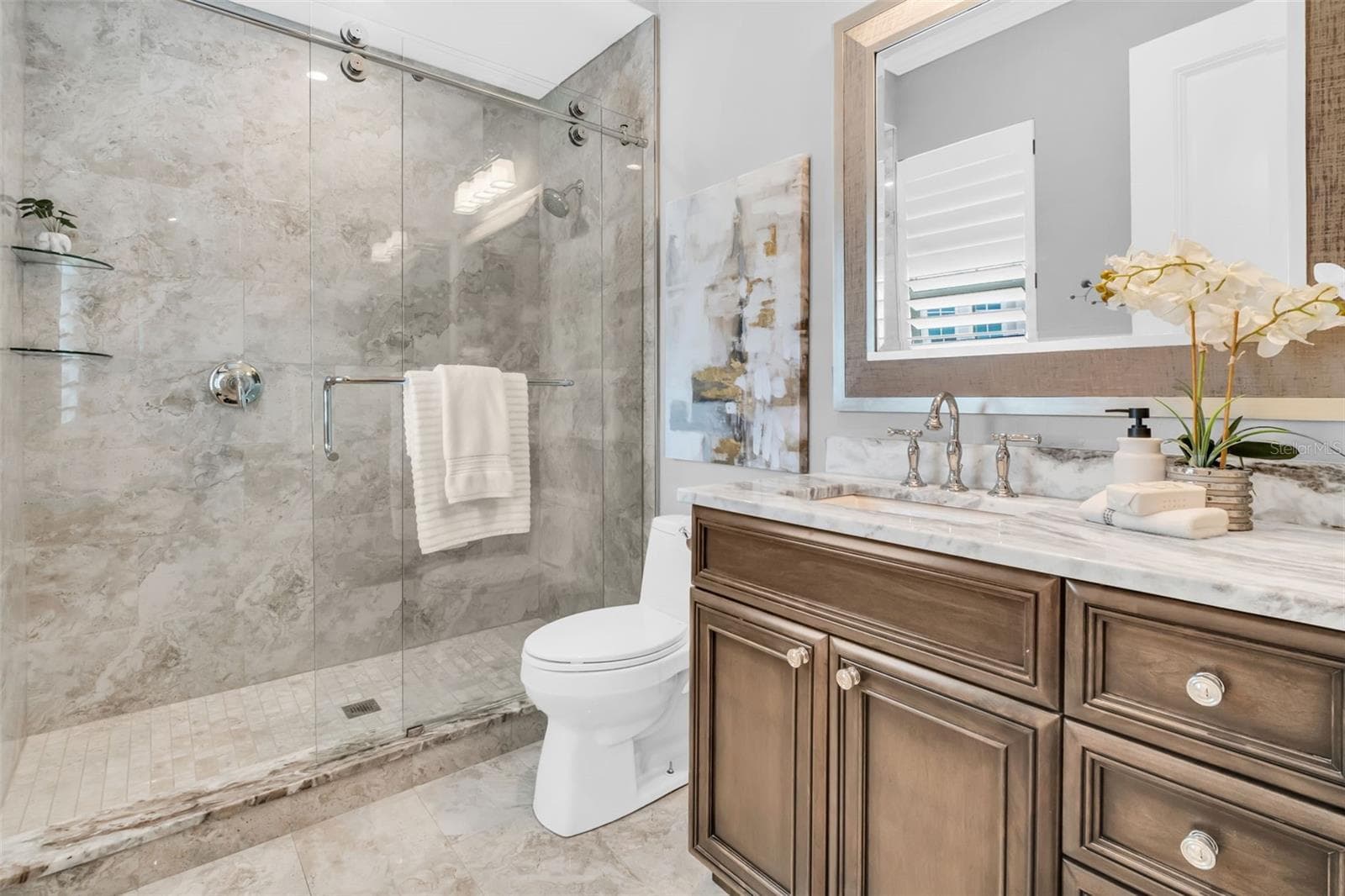 bath #2 bedroom - 500 BEACH DR NE, ST PETERSBURG