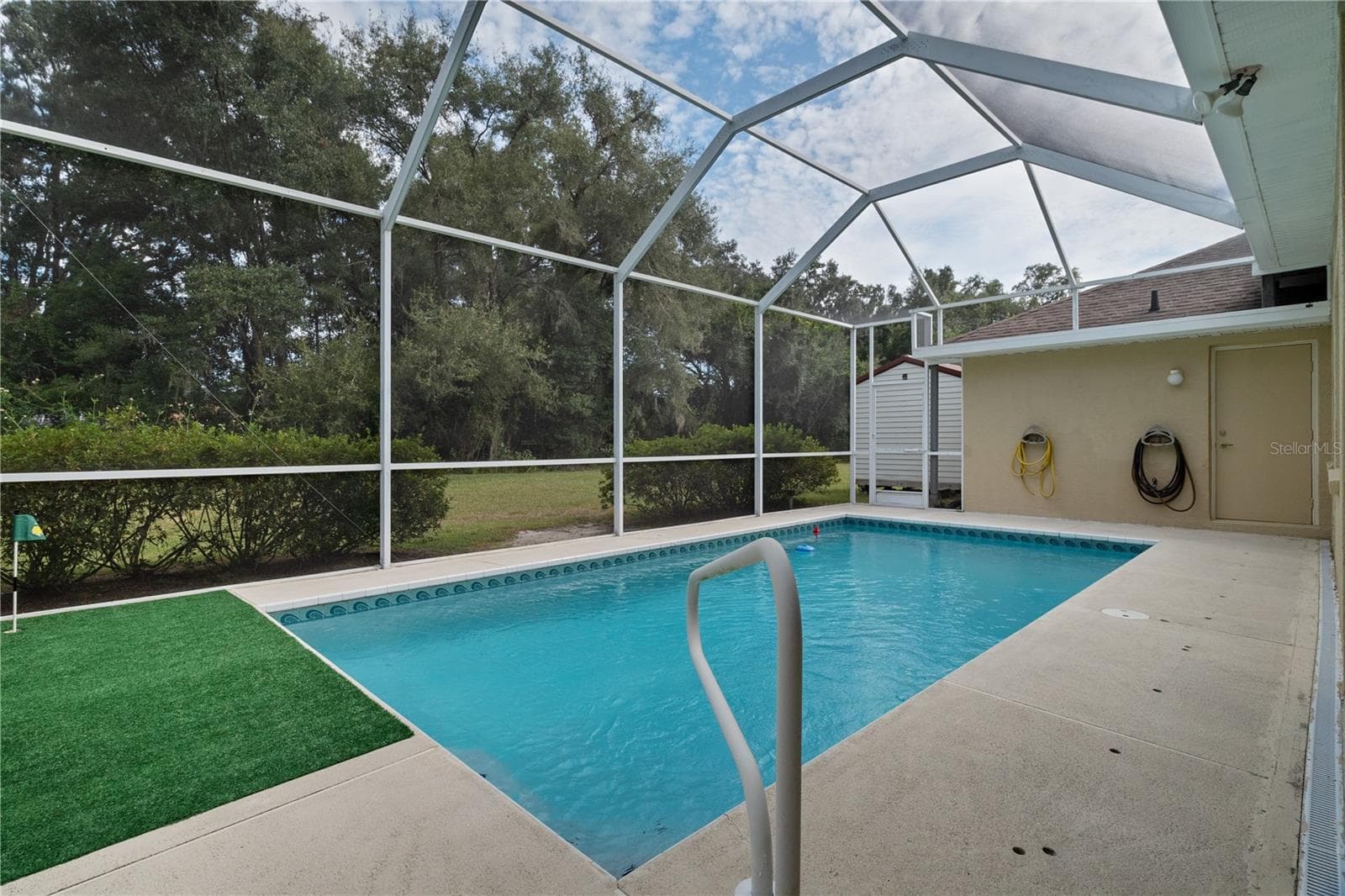 Single Family Residence at 24051 MARTIN DR, BROOKSVILLE, photo 5 of 76