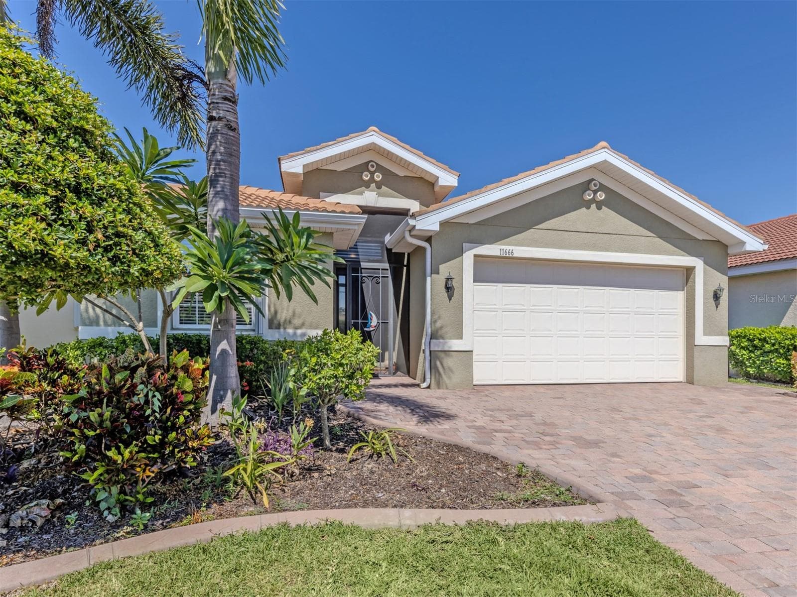 11666 PARROTFISH ST