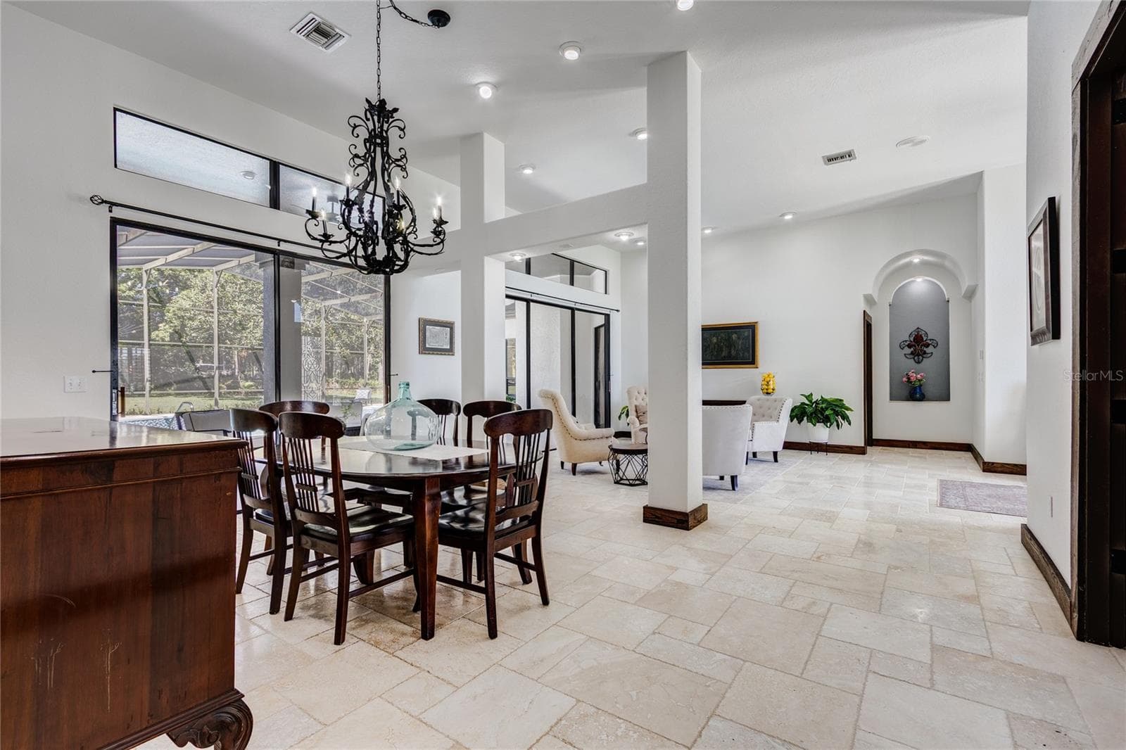 Living room/dining room combo just off the kitchen! - 32305 PASCO RD, SAN ANTONIO