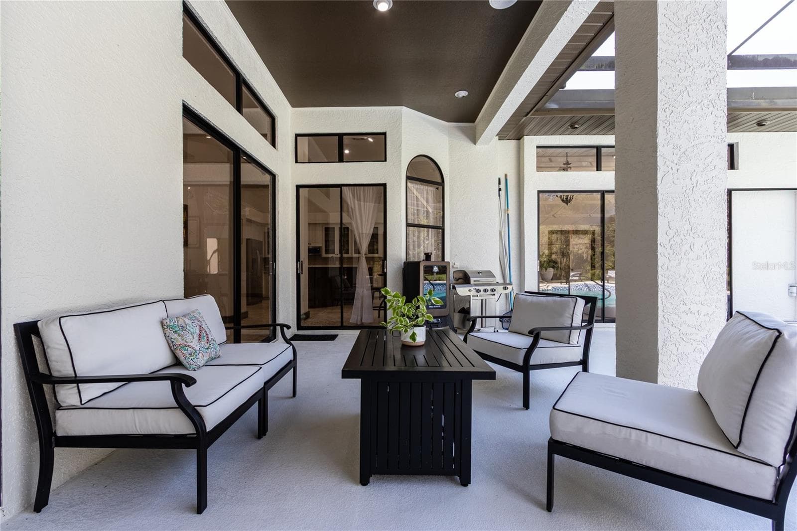 Picture your morning coffee here! - 32305 PASCO RD, SAN ANTONIO