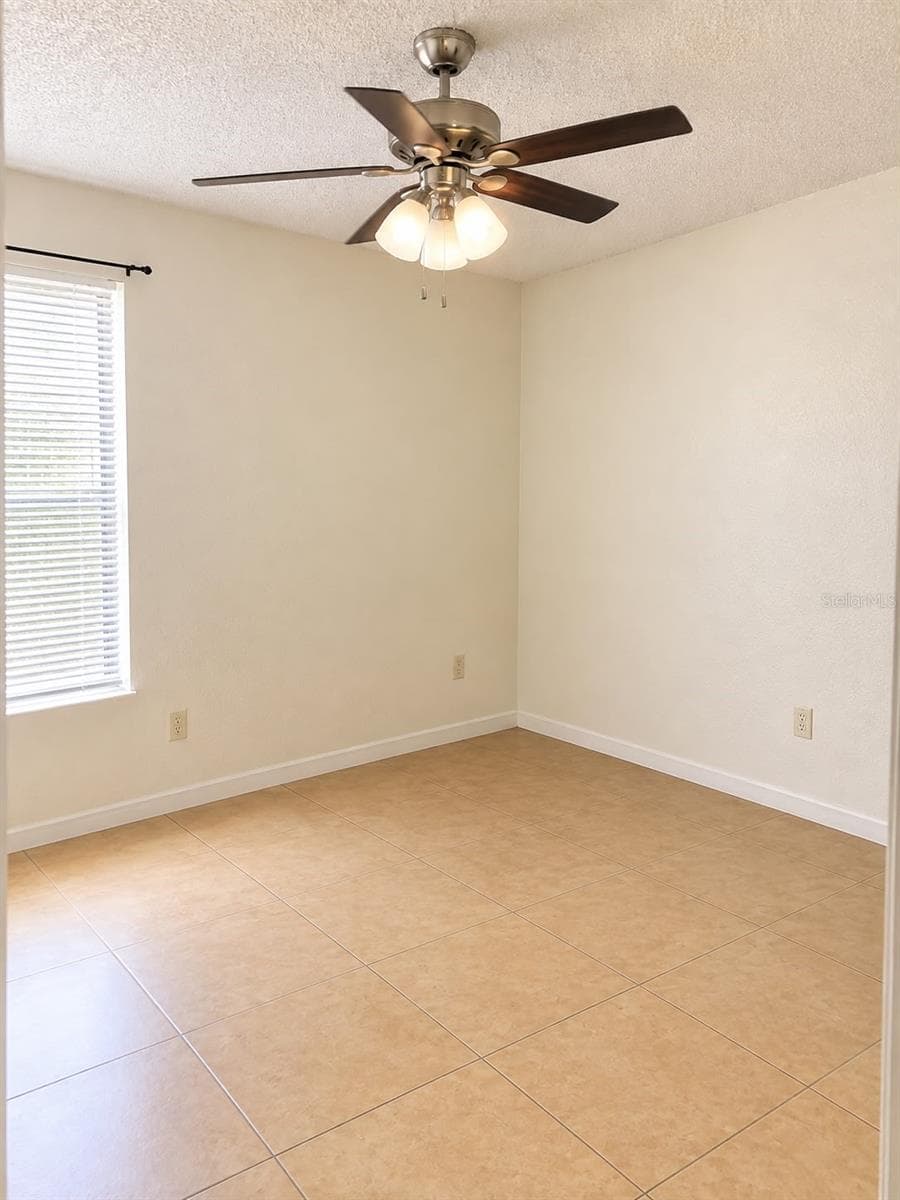 Condominium at 4524 COMMANDER DR #1628, ORLANDO, photo 18 of 24