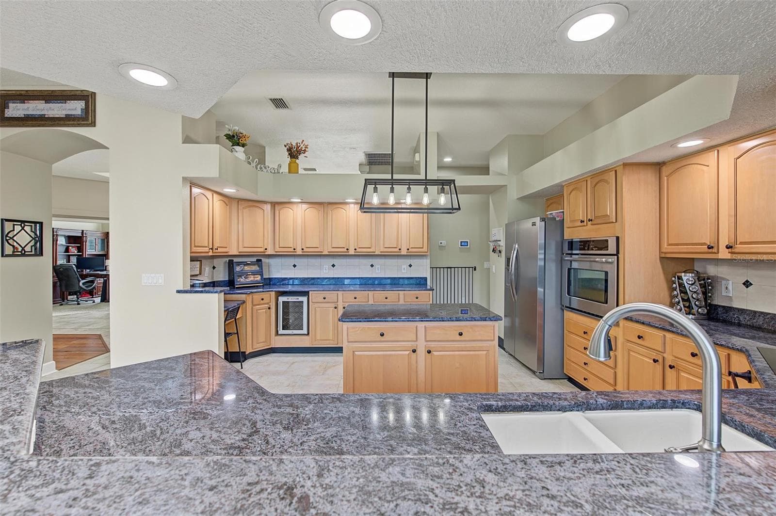 Single Family Residence at 5109 SYLVAN OAKS DR, VALRICO, photo 19 of 62