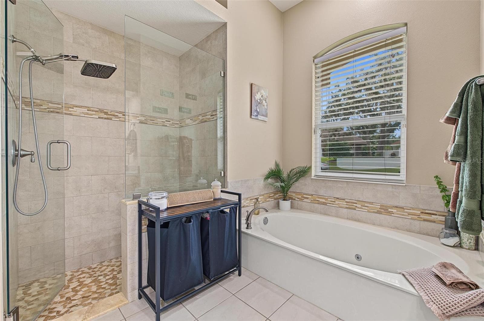 Single Family Residence at 5109 SYLVAN OAKS DR, VALRICO, photo 31 of 62