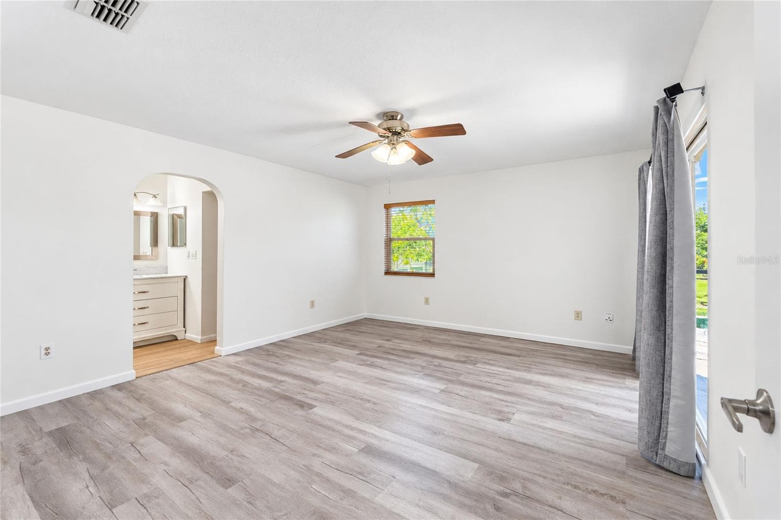 Single Family Residence at 18565 ROBINSON AVE, PORT CHARLOTTE, photo 19 of 65