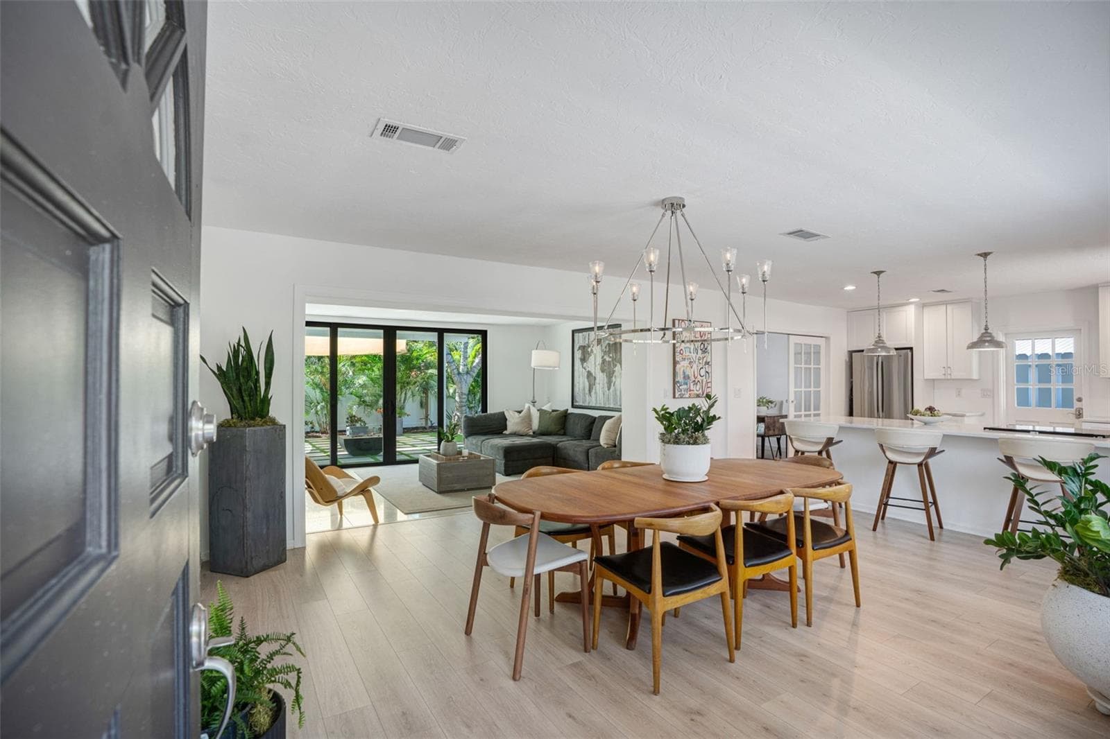Single Family Residence at 2482 WISTERIA ST, SARASOTA, photo 5 of 40
