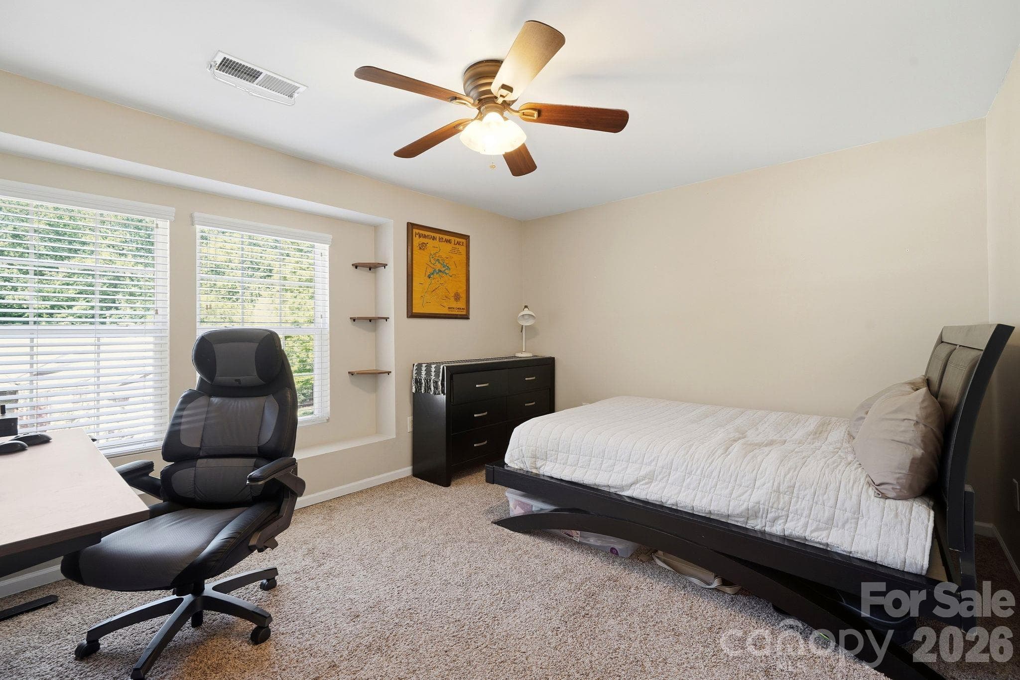 Single Family Residence at 2729 Markham Woods Court, Charlotte, photo 24 of 34
