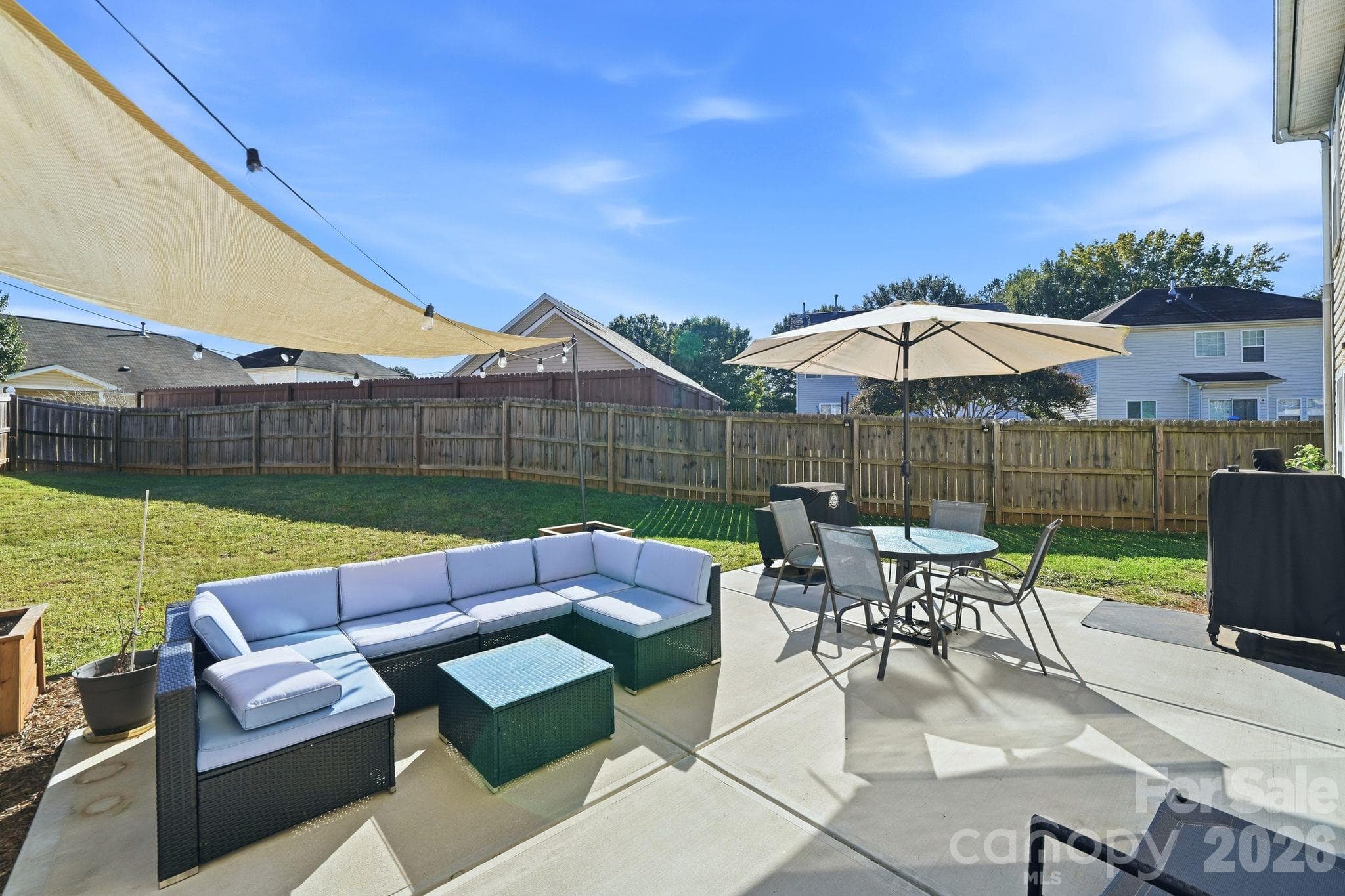 Single Family Residence at 2729 Markham Woods Court, Charlotte, photo 28 of 34
