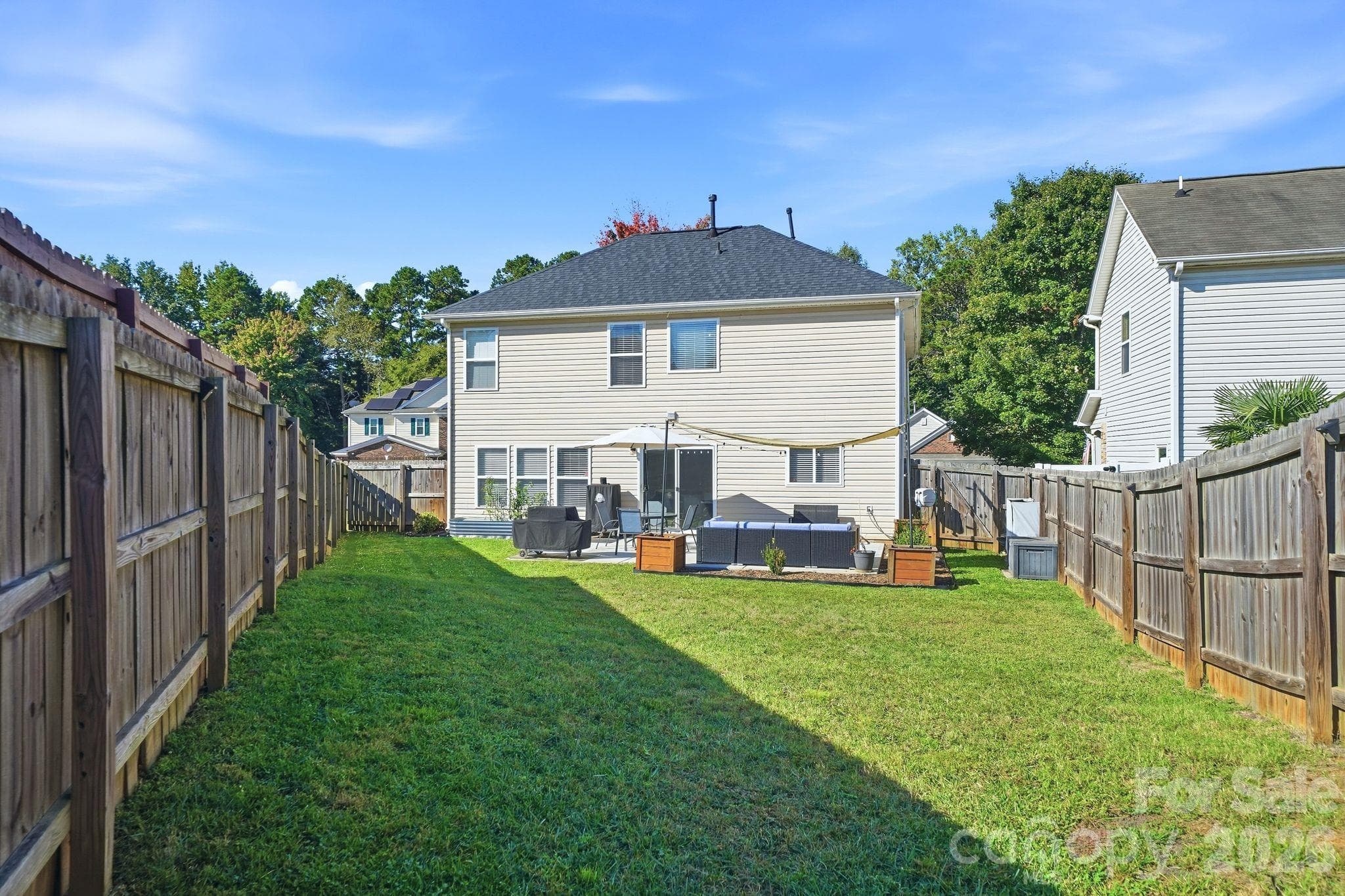 Single Family Residence at 2729 Markham Woods Court, Charlotte, photo 30 of 34