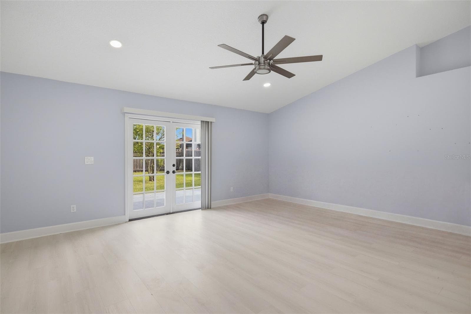 Single Family Residence at 3180 FOX SQUIRREL DR, ORANGE PARK, photo 33 of 48