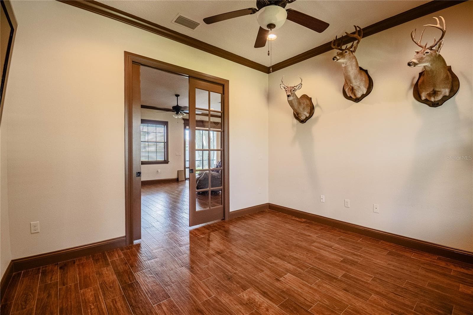 Office w/pocket doors - 3910 KNIGHTS STATION RD, LAKELAND