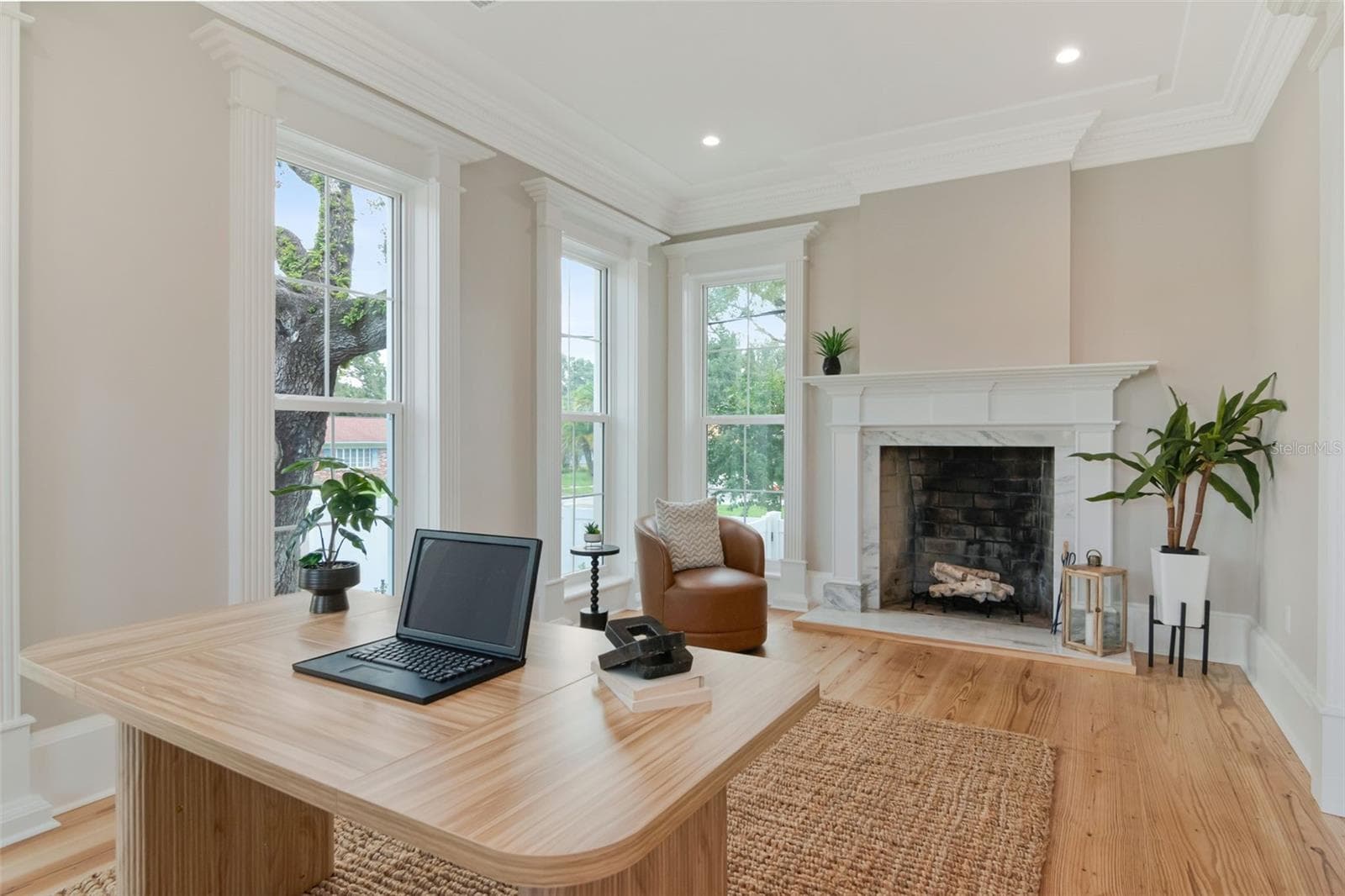 wood burning fireplace to make your work space cozy - 4706 W SAN JOSE ST, TAMPA