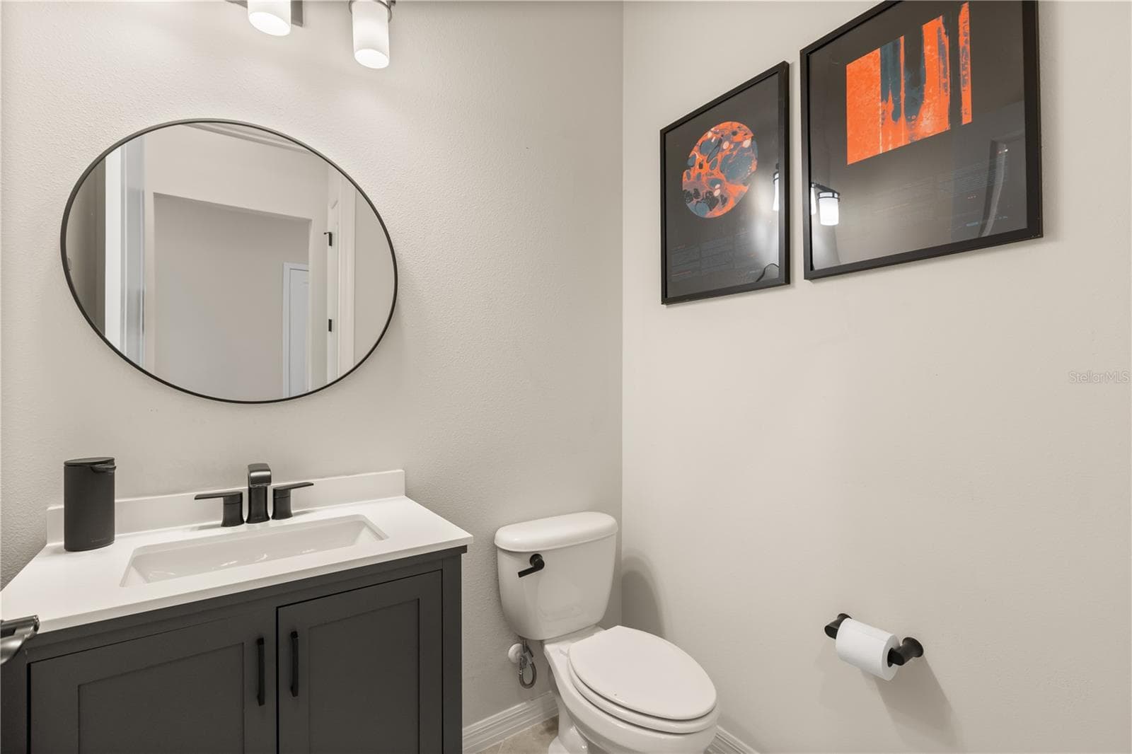 Half bath for guests - 4348 SUNSET PRESERVE BLVD, ORLANDO