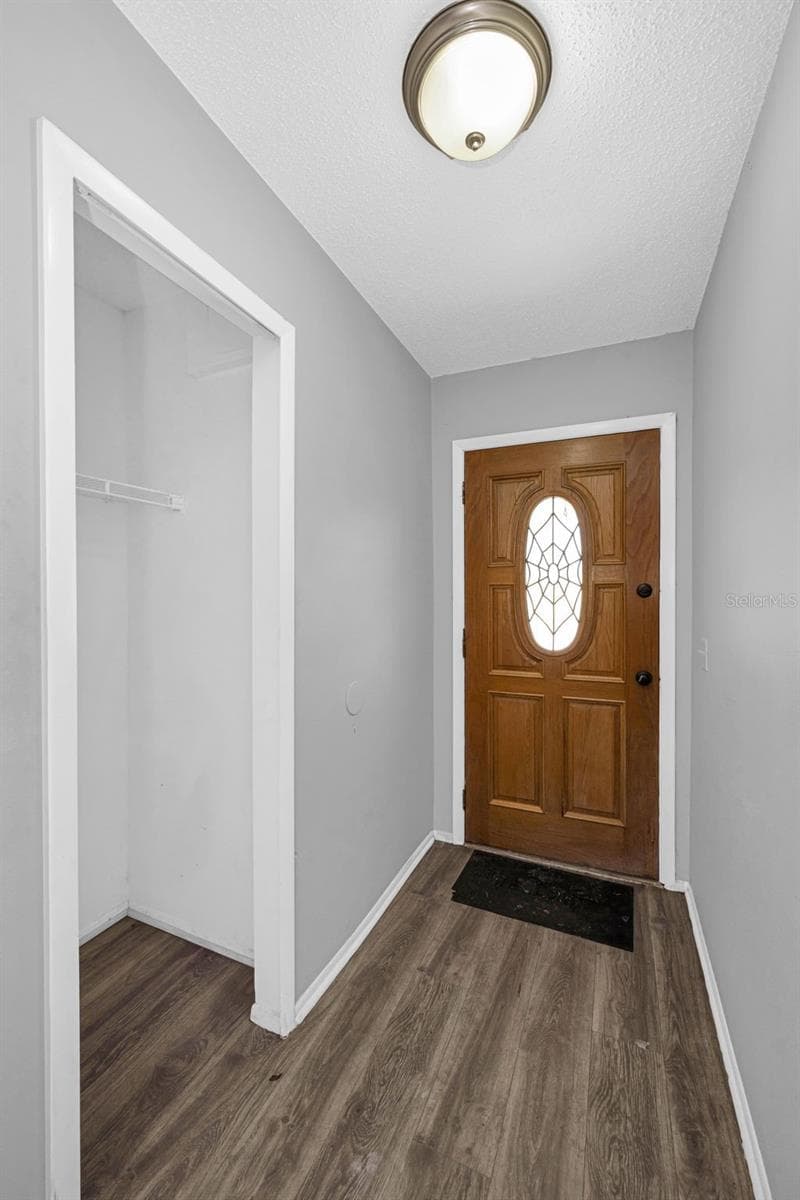 Single Family Residence at 12813 KELLYWOOD CIR, HUDSON, photo 3 of 14